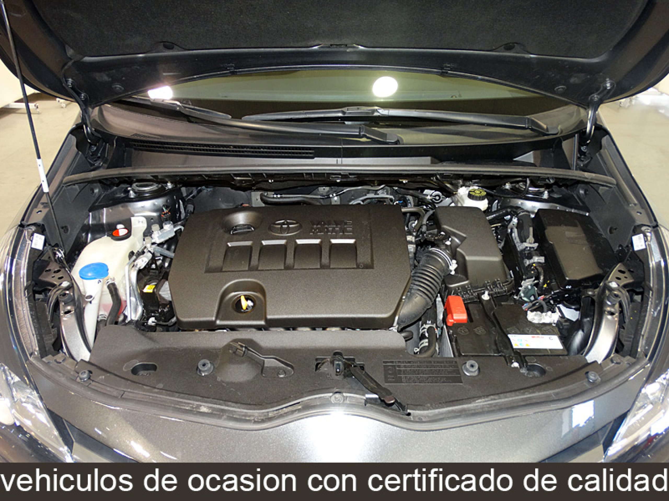 Foto Toyota Verso 8