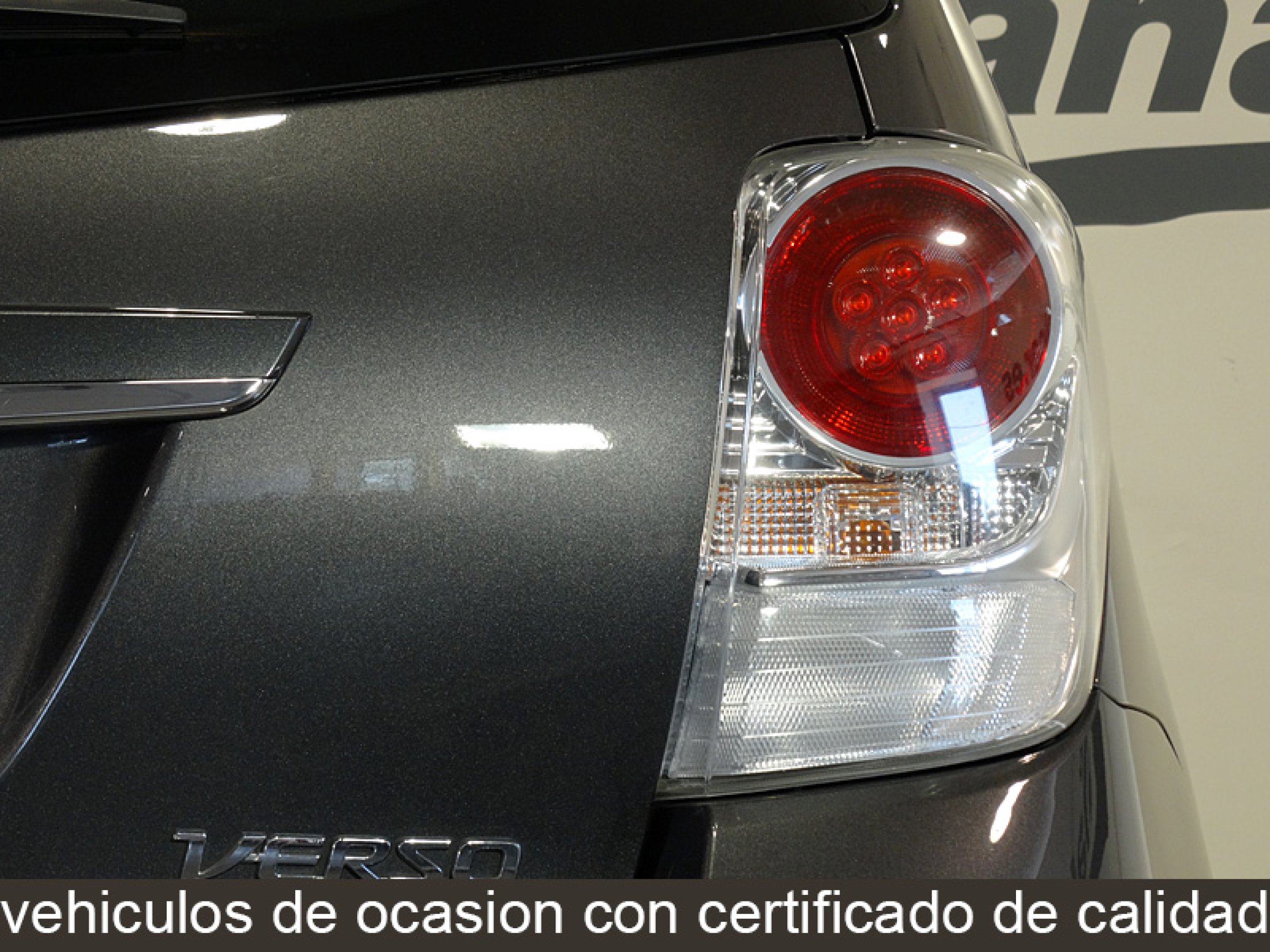 Foto Toyota Verso 12