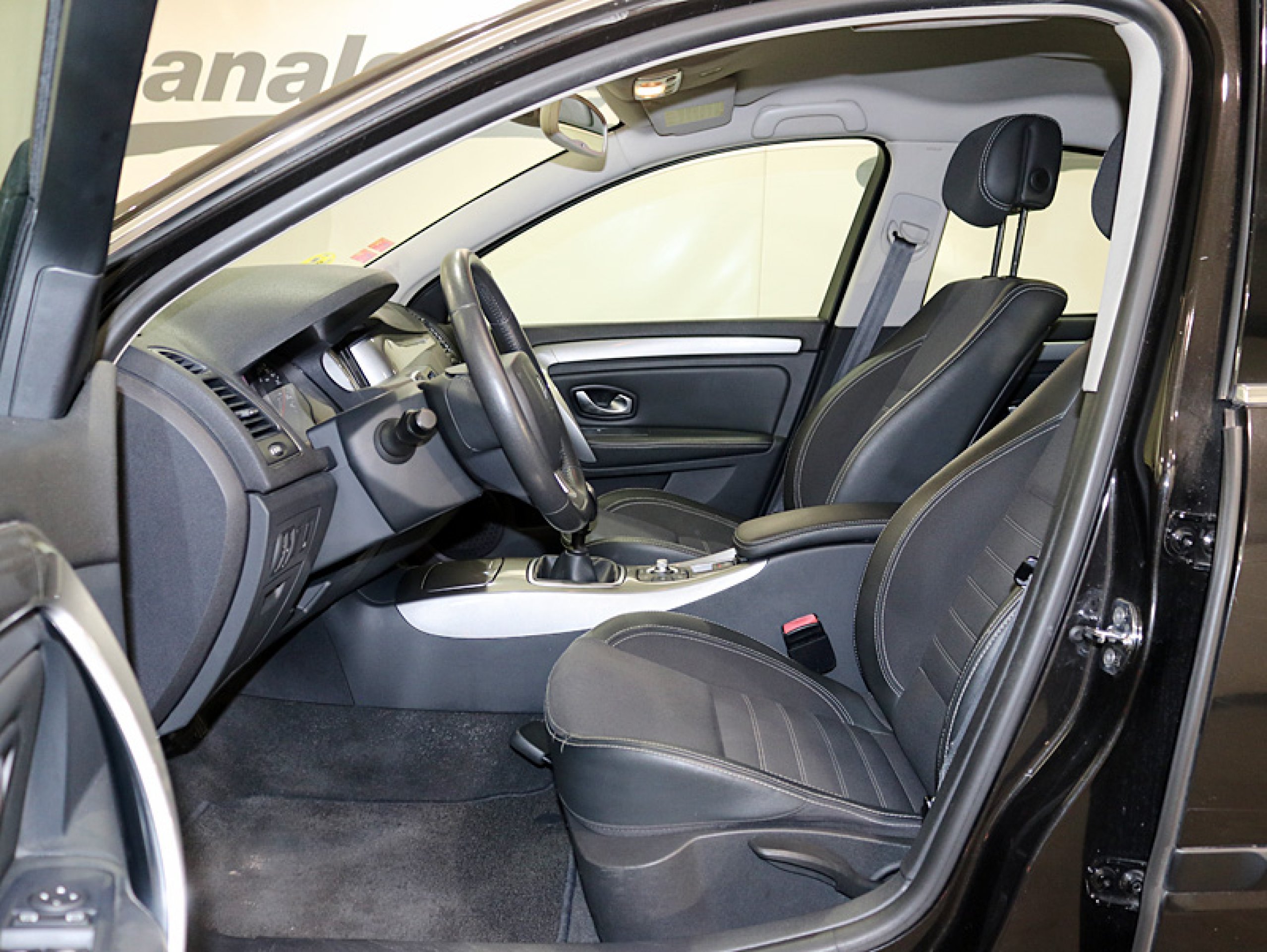 Foto Renault Laguna 10 Foto Renault Laguna 10