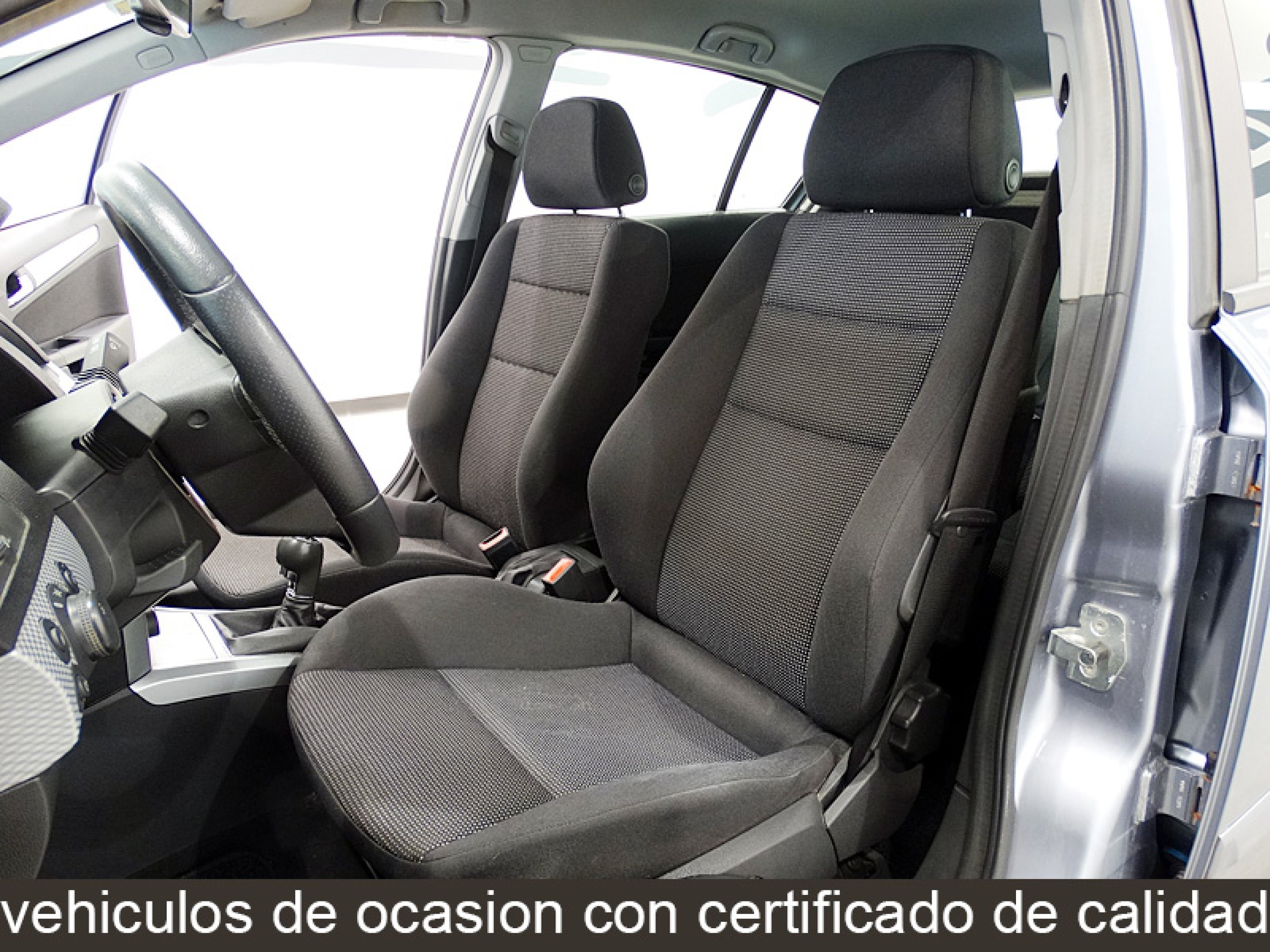 Foto Opel Astra 14
