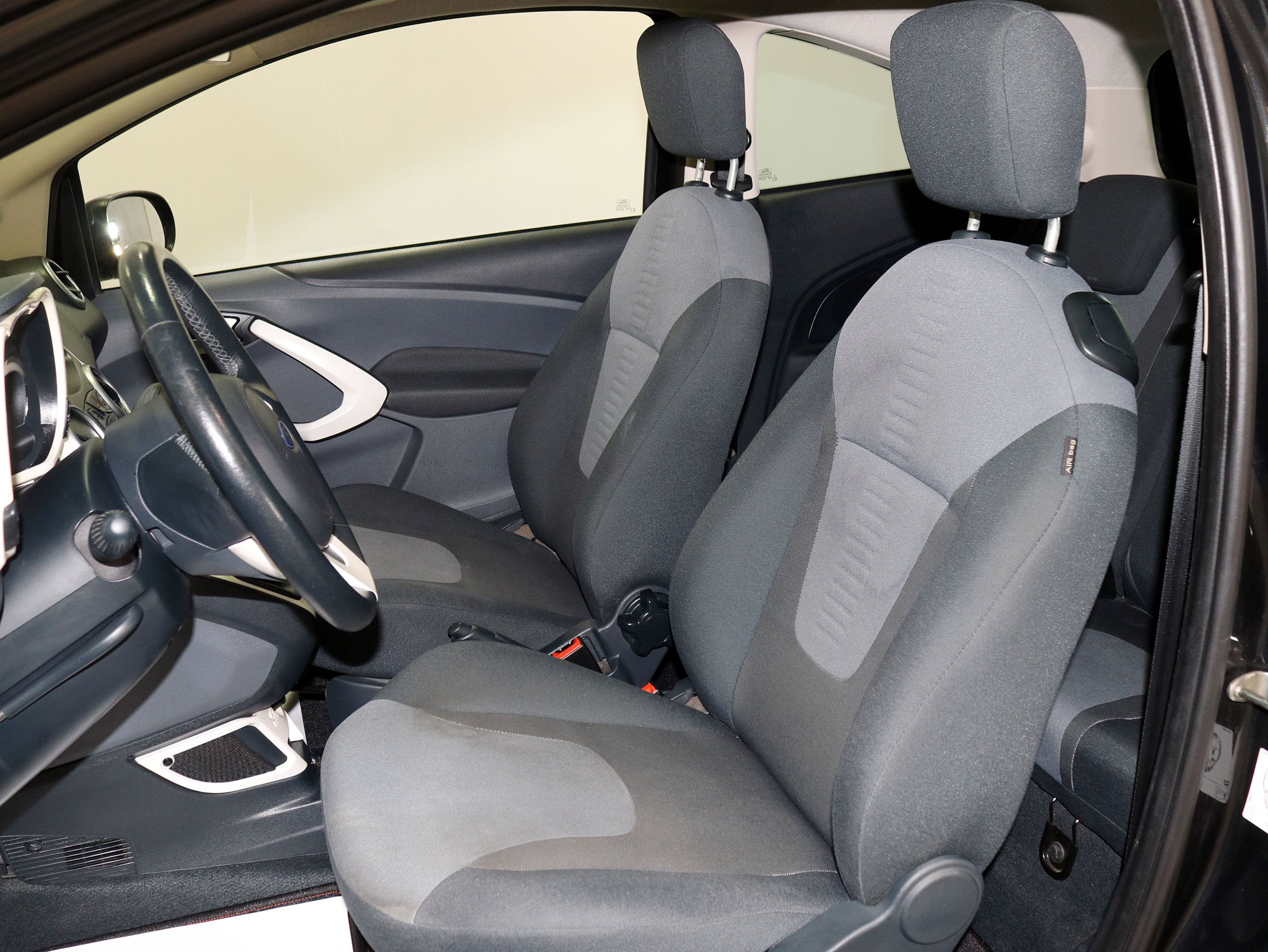 Foto Ford Ka 11