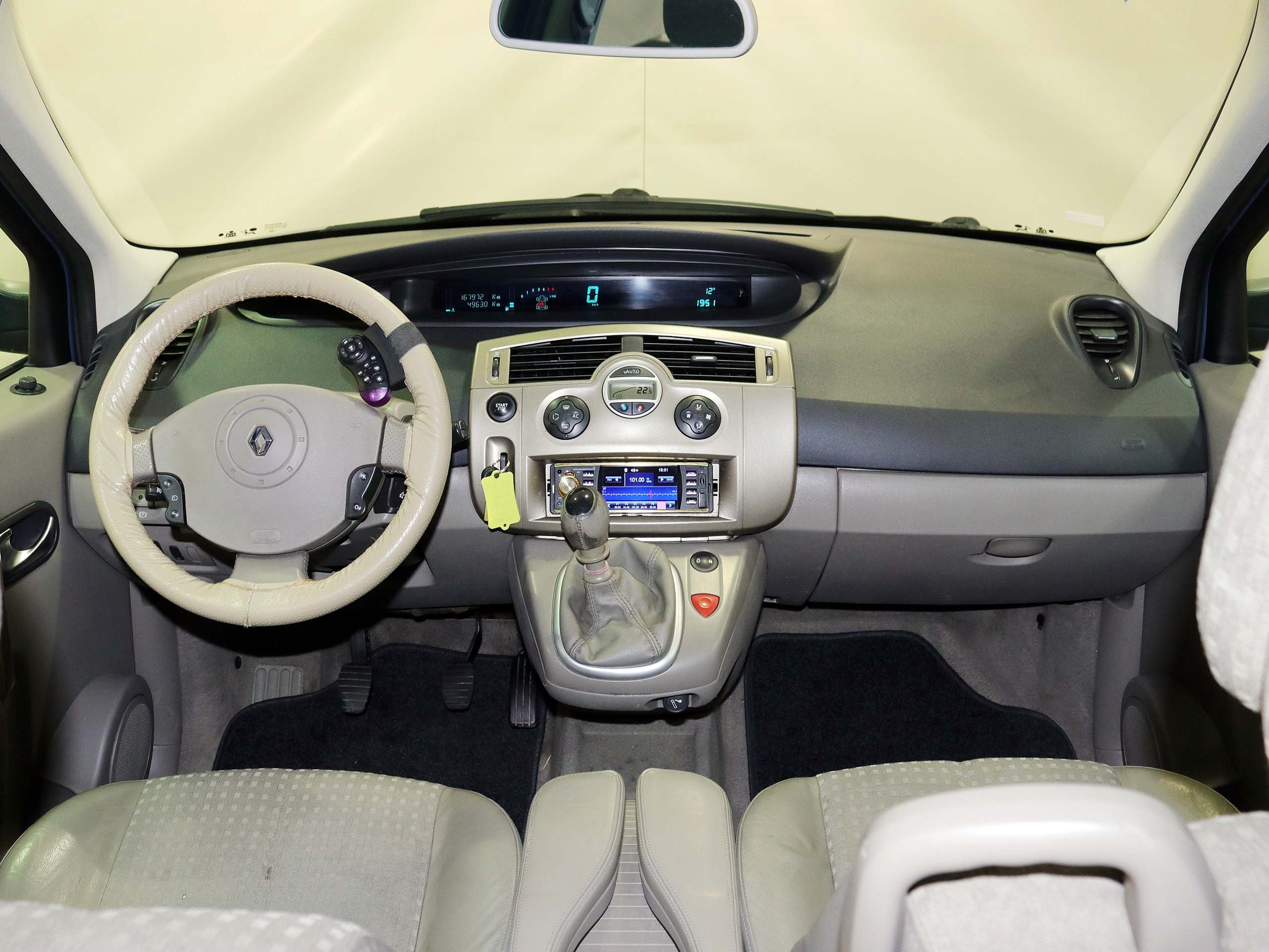 Foto Renault Grand Scenic 17