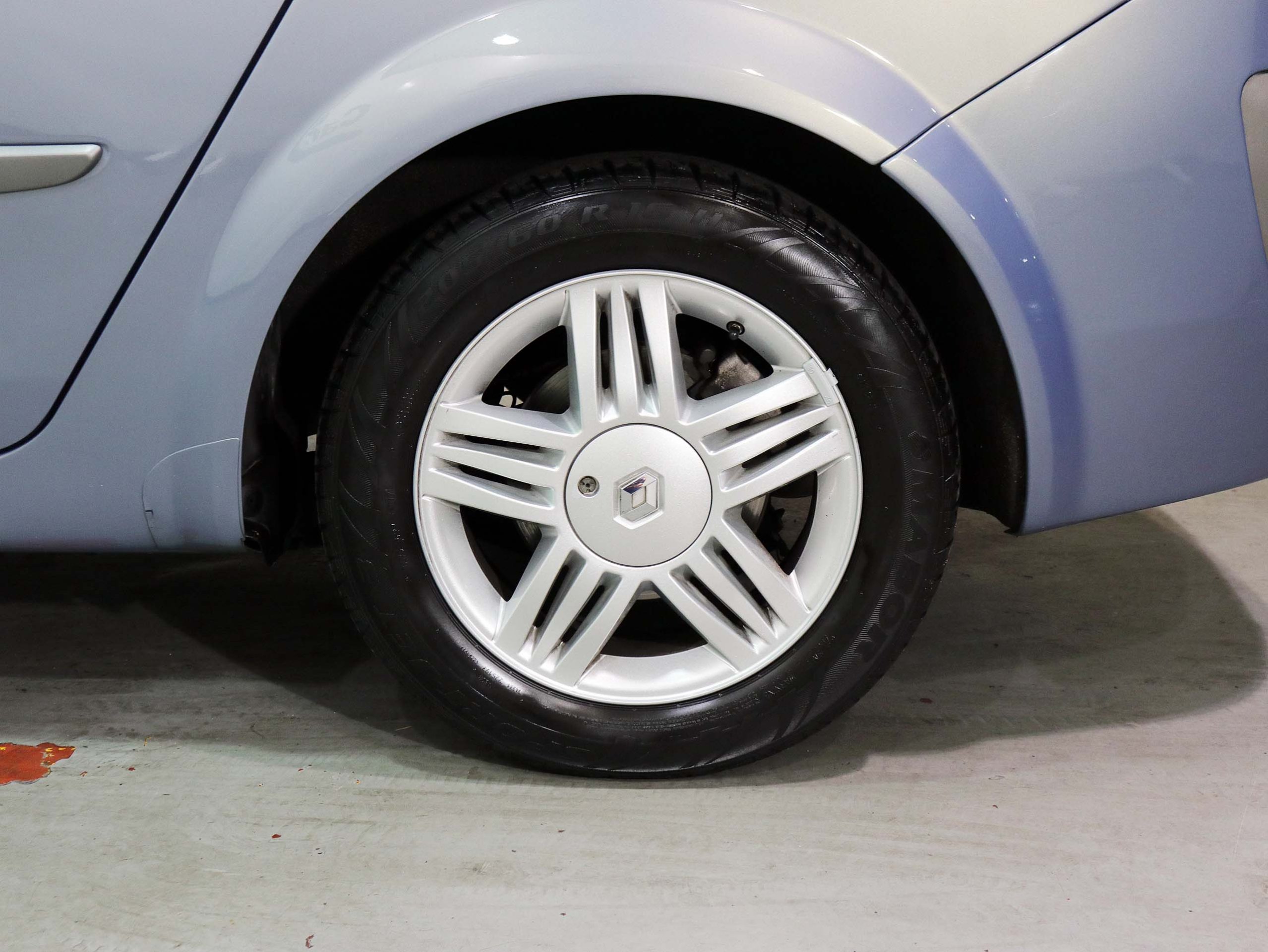 Foto Renault Grand Scenic 32