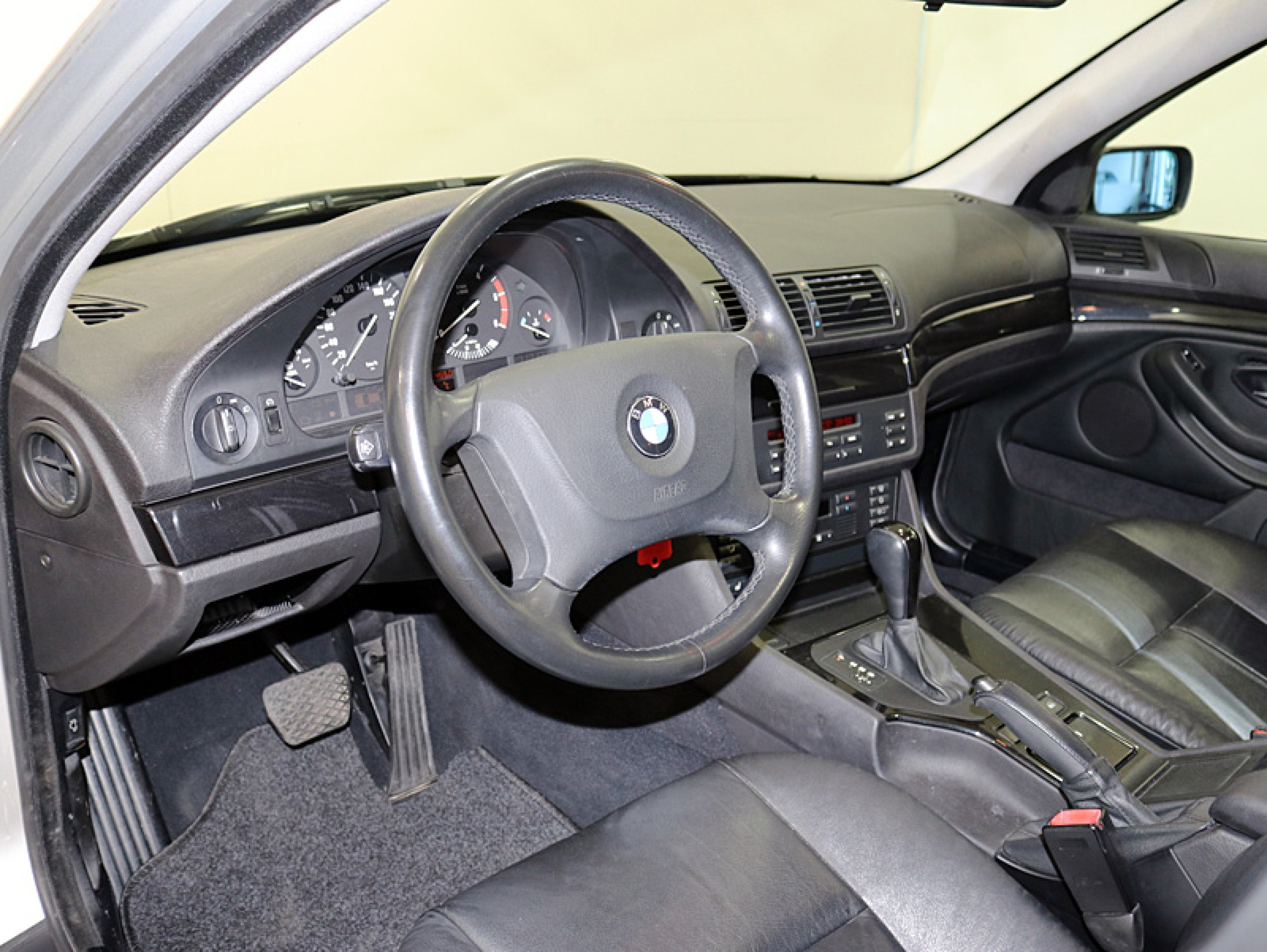 Foto Bmw 530 15 Foto Bmw 530 15