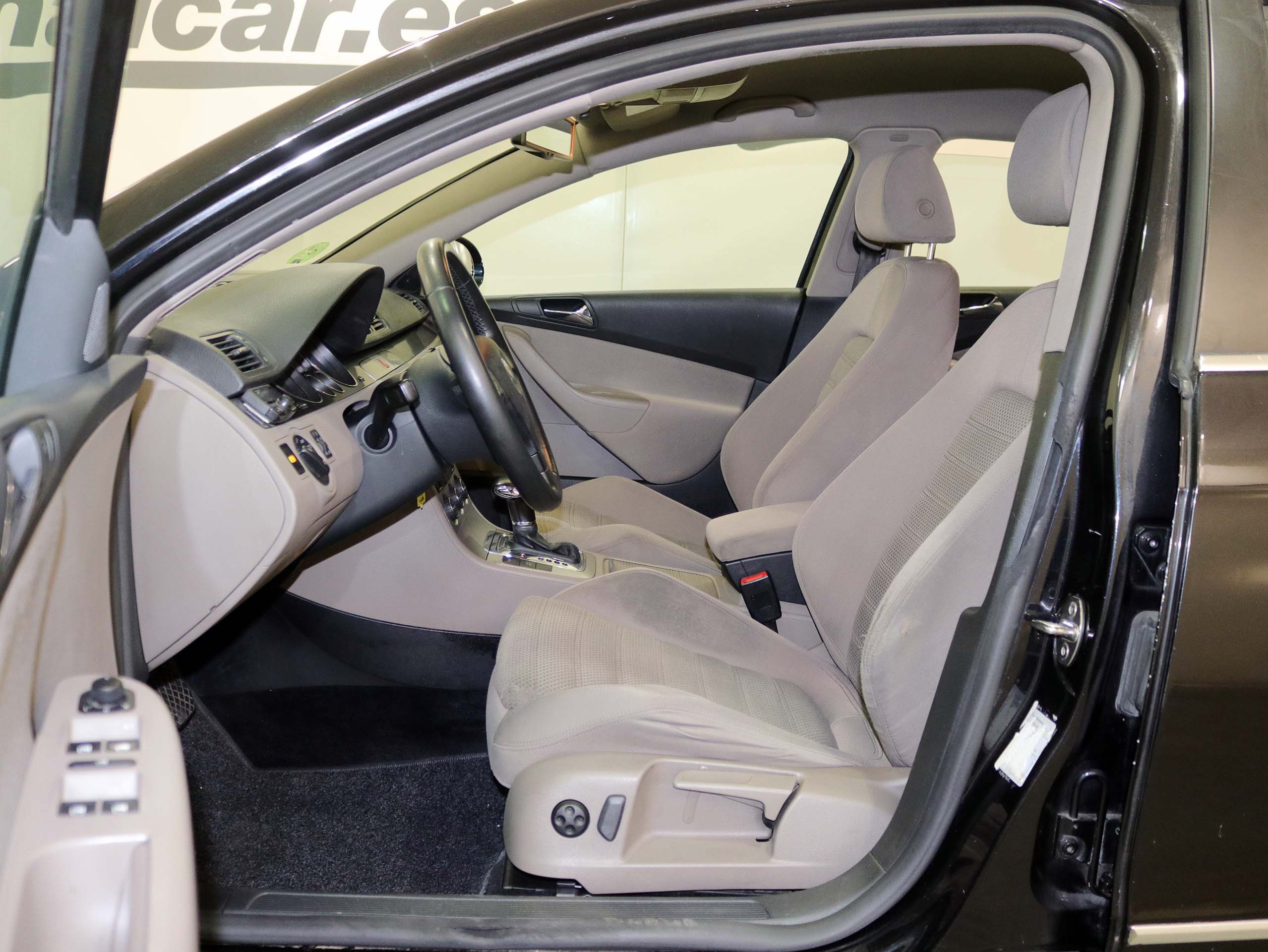 Foto Volkswagen Passat 14