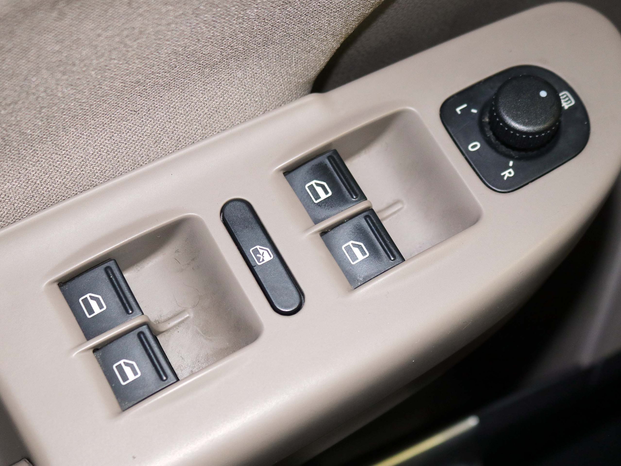 Foto Volkswagen Passat 24
