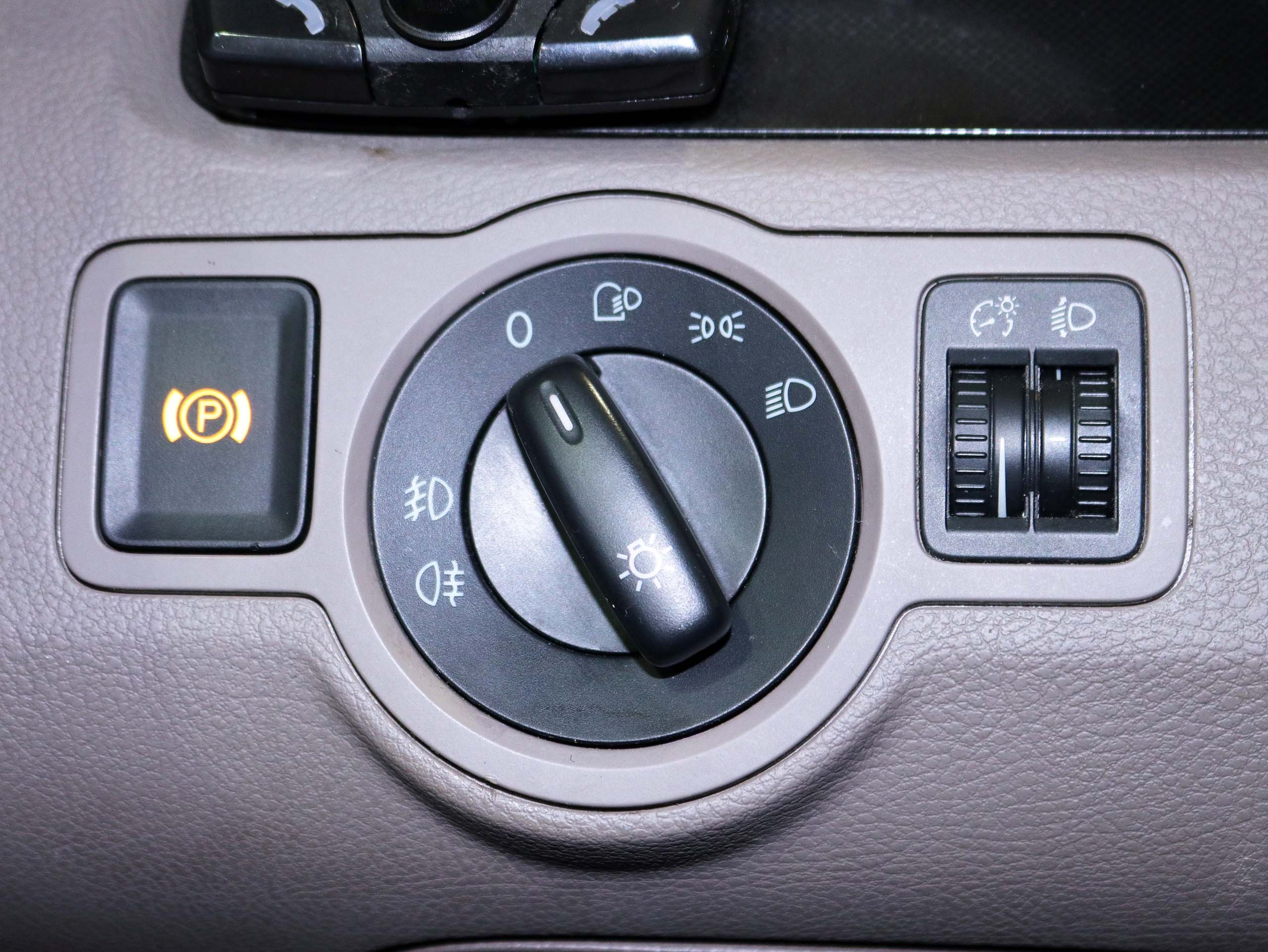 Foto Volkswagen Passat 25