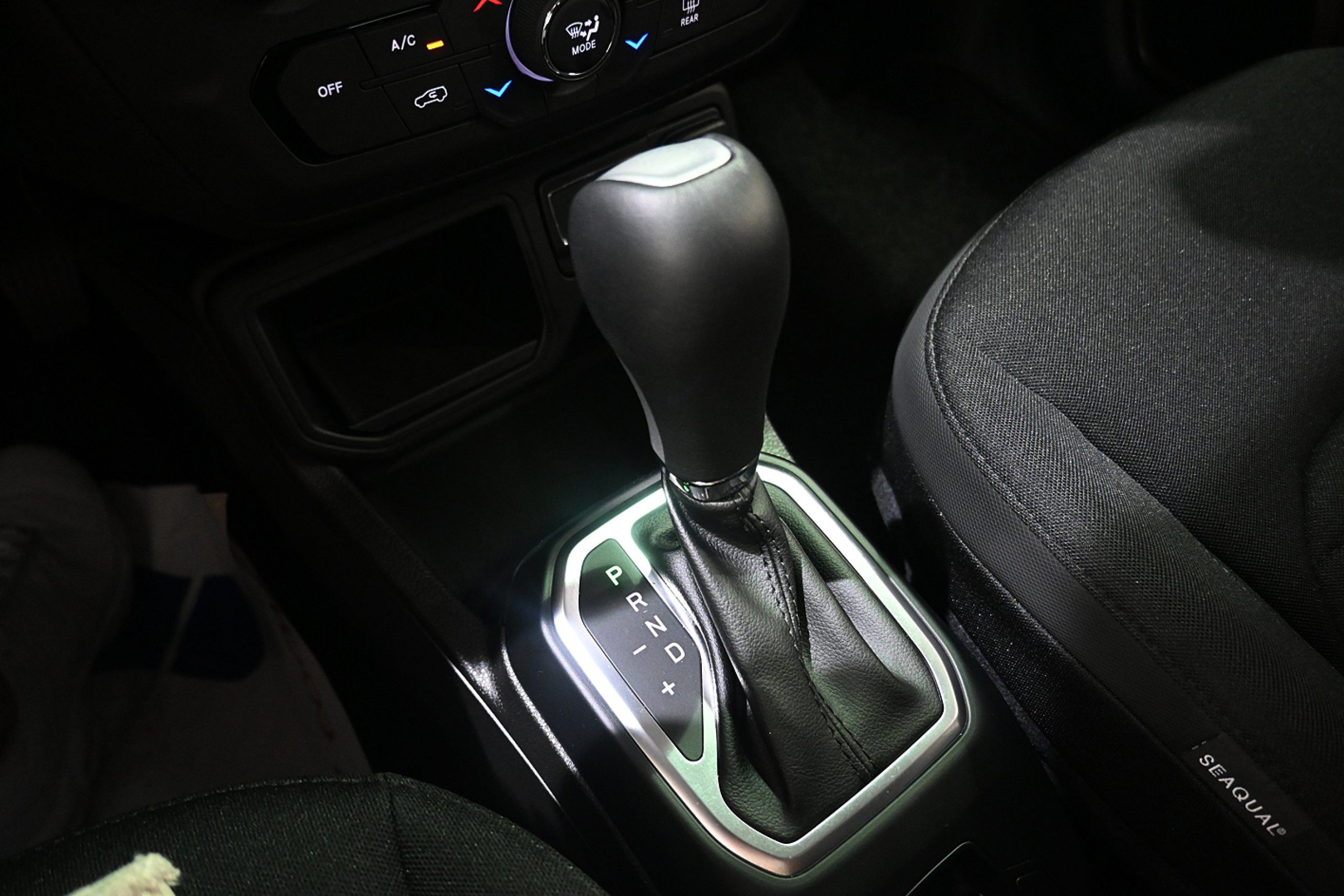 Foto Jeep Renegade 17