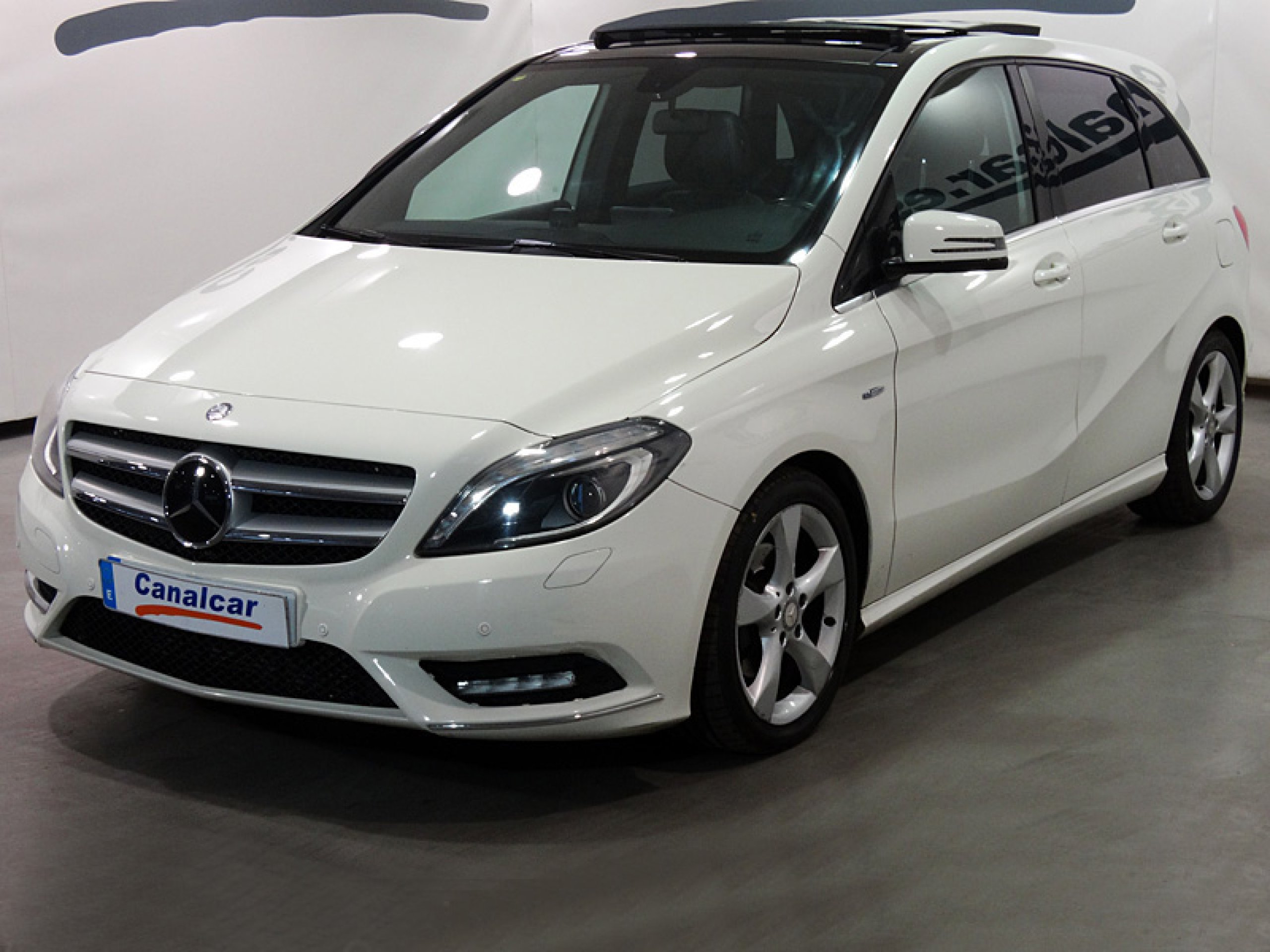 Foto Mercedes-Benz B 180 1