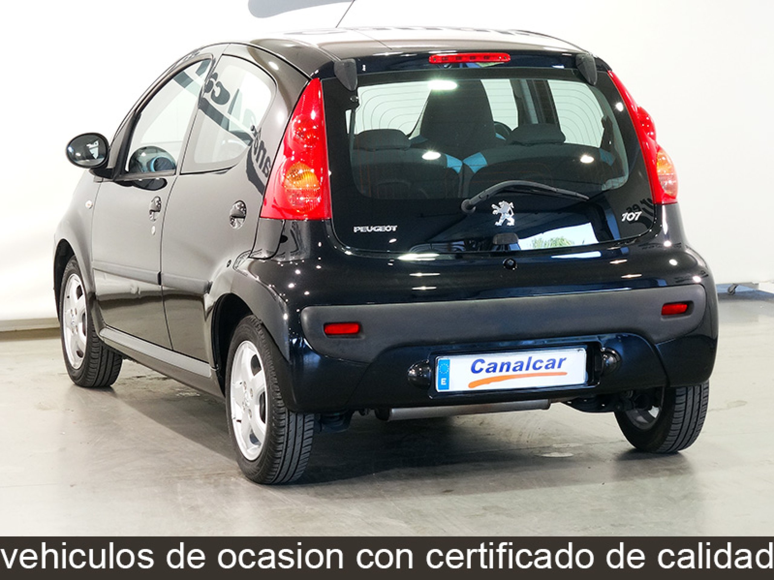 Foto Peugeot 107 8
