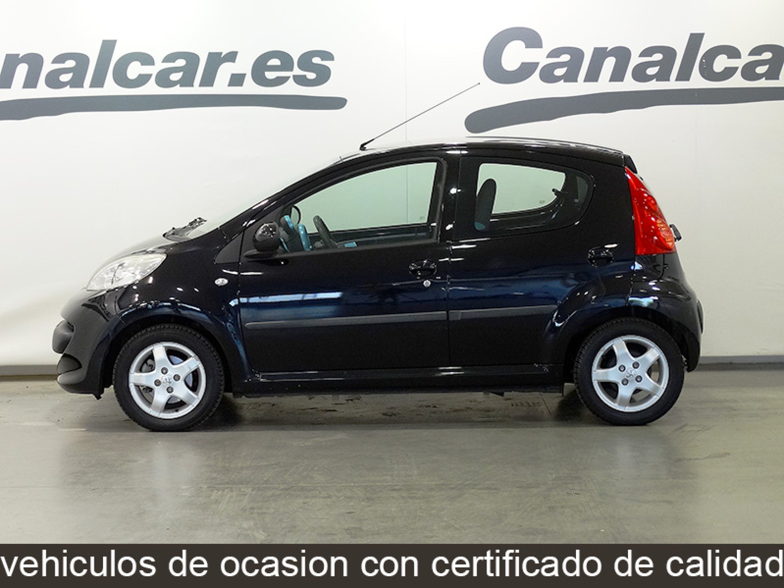 Foto Peugeot 107 9
