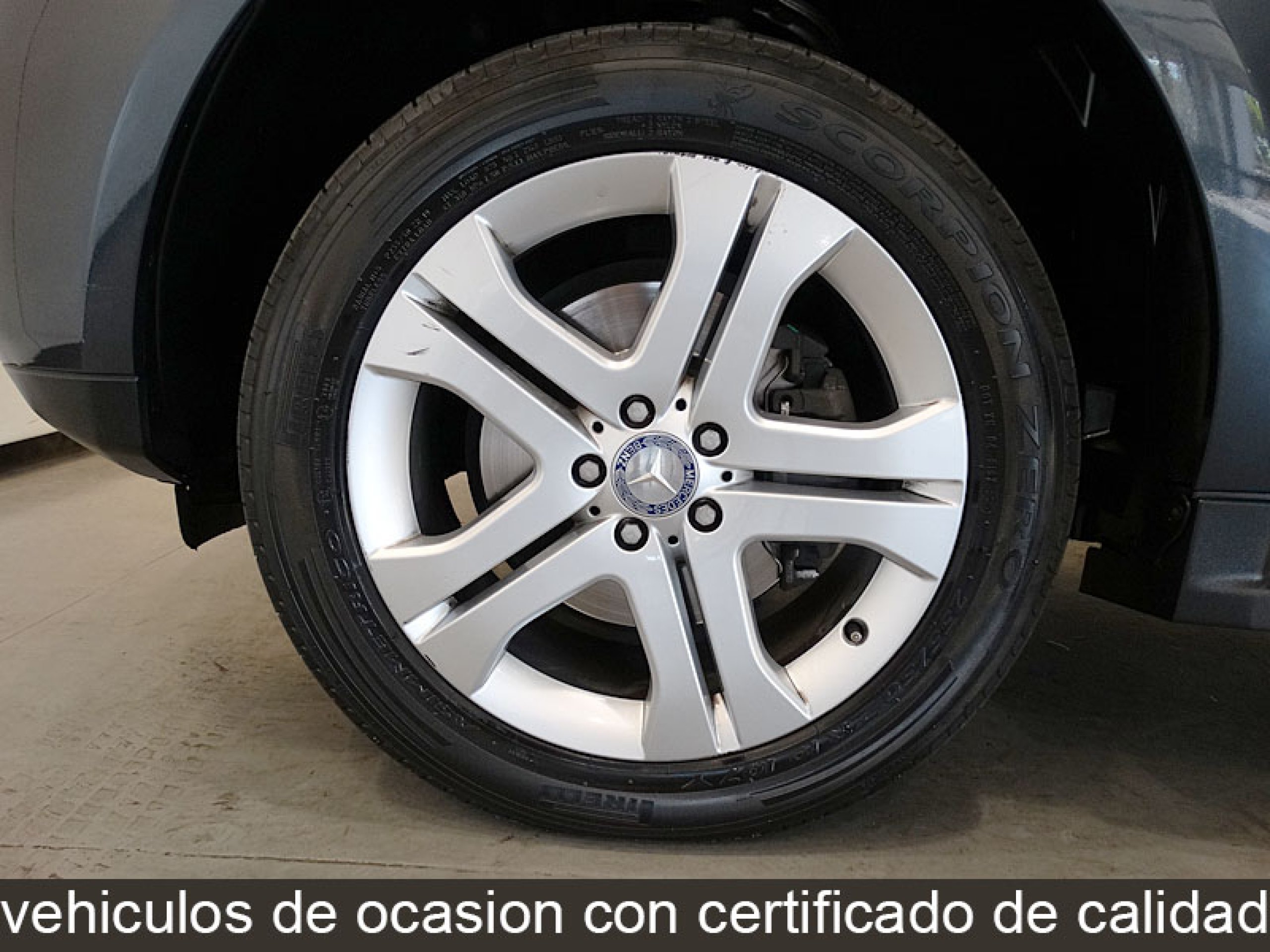 Foto Mercedes-Benz ML 350 14