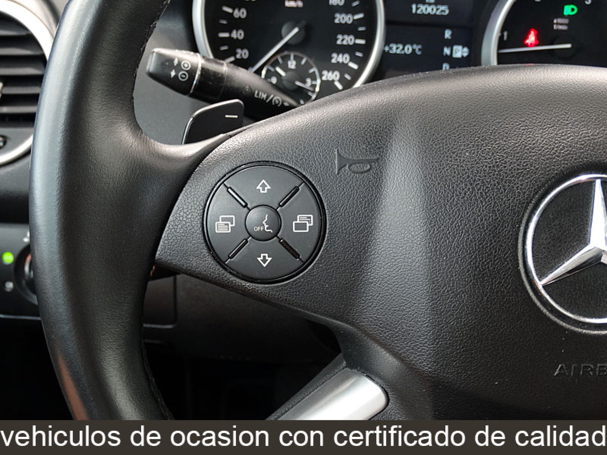 Foto Mercedes-Benz ML 350 29