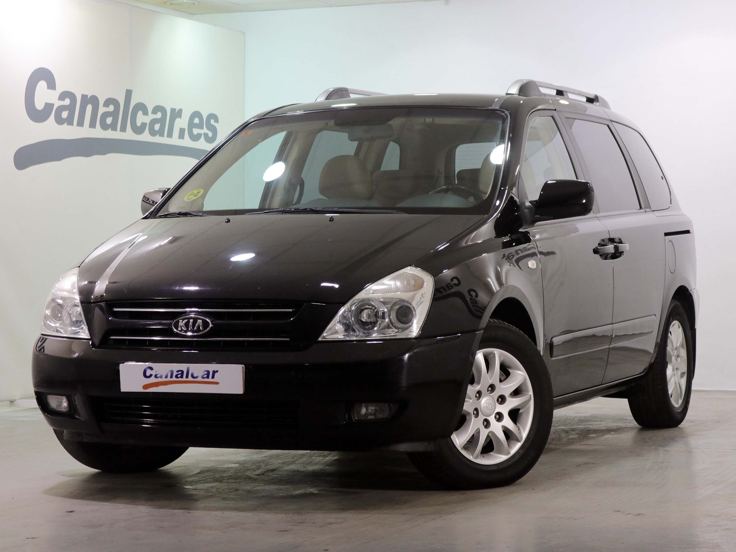 Foto Kia Carnival 1