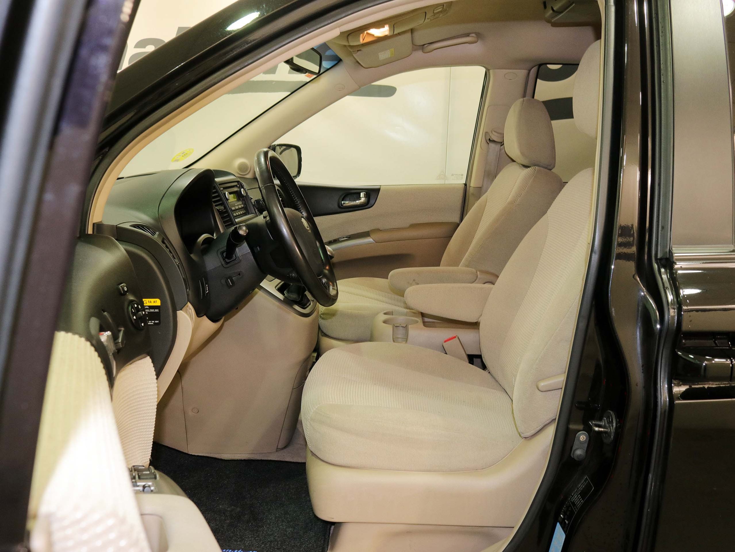Foto Kia Carnival 13
