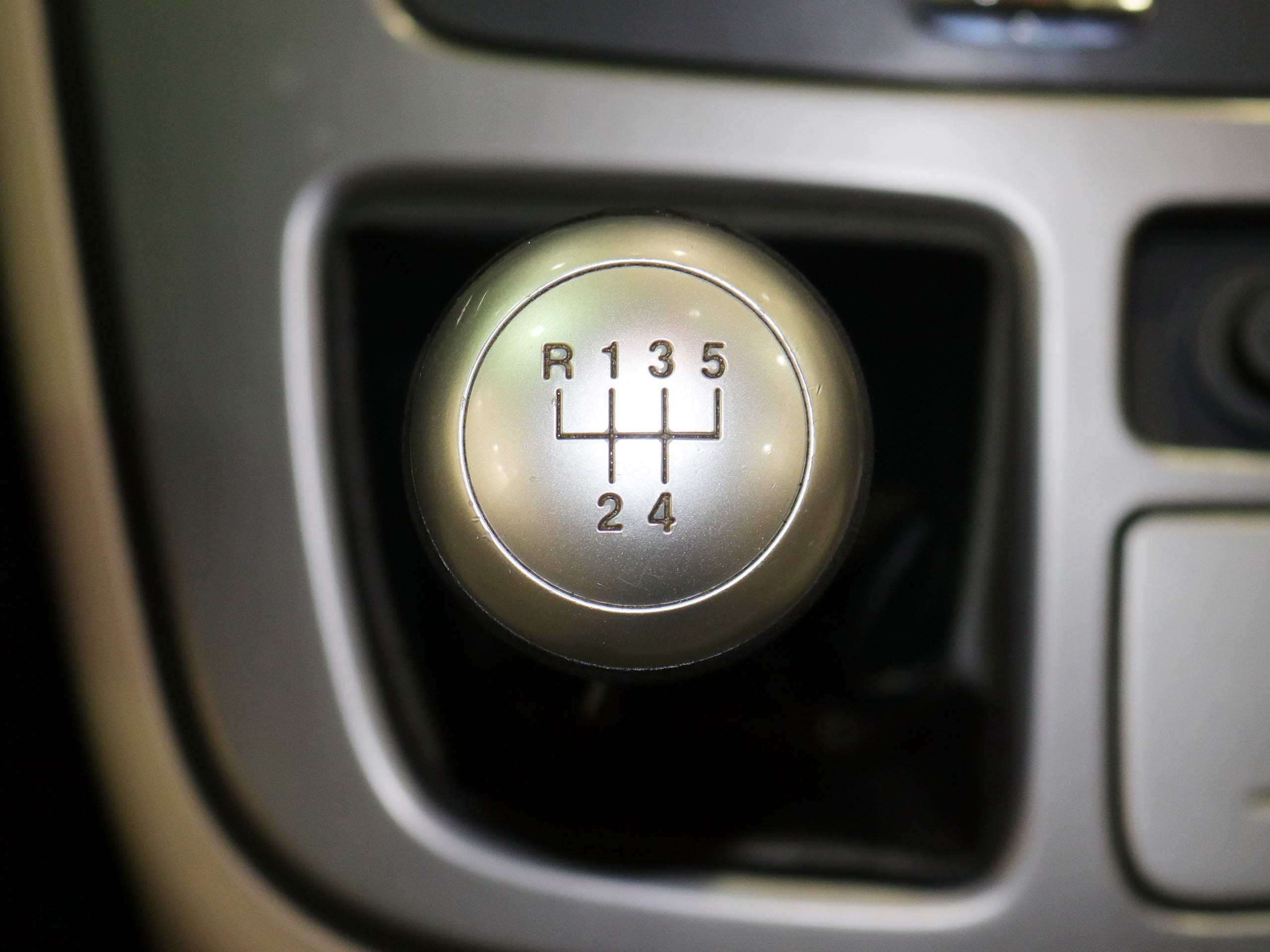 Foto Kia Carnival 18