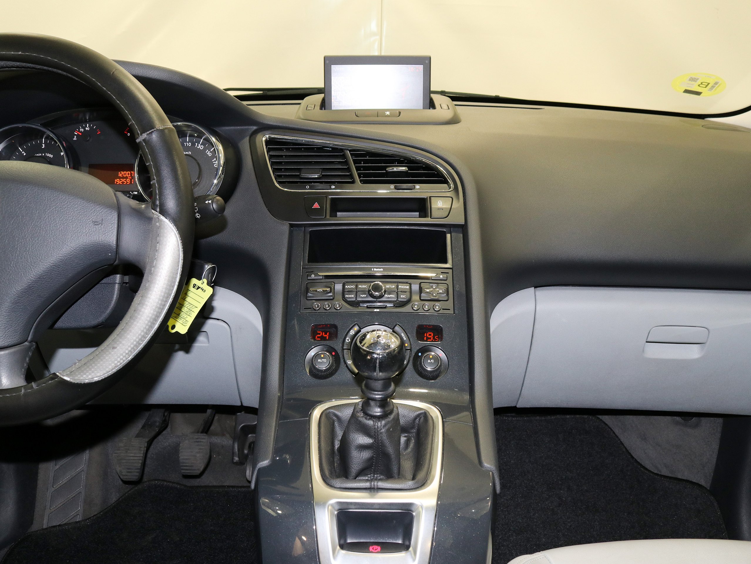 Foto Peugeot 5008 19