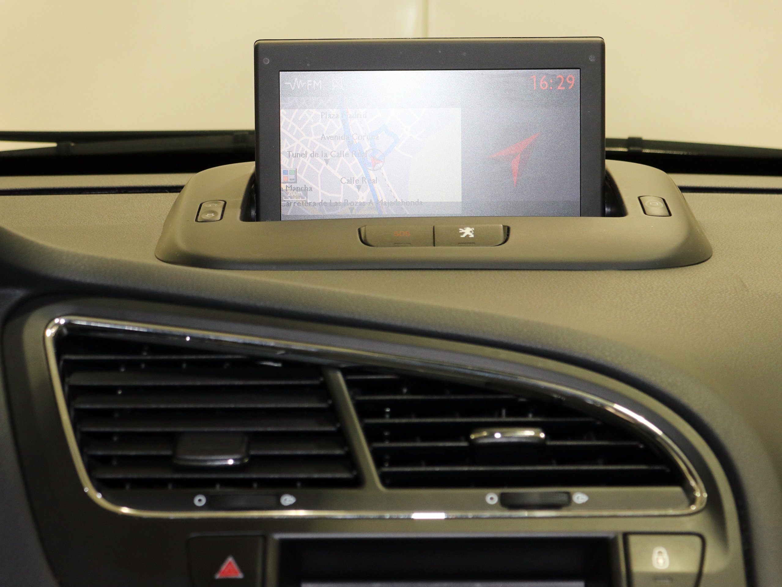 Foto Peugeot 5008 21