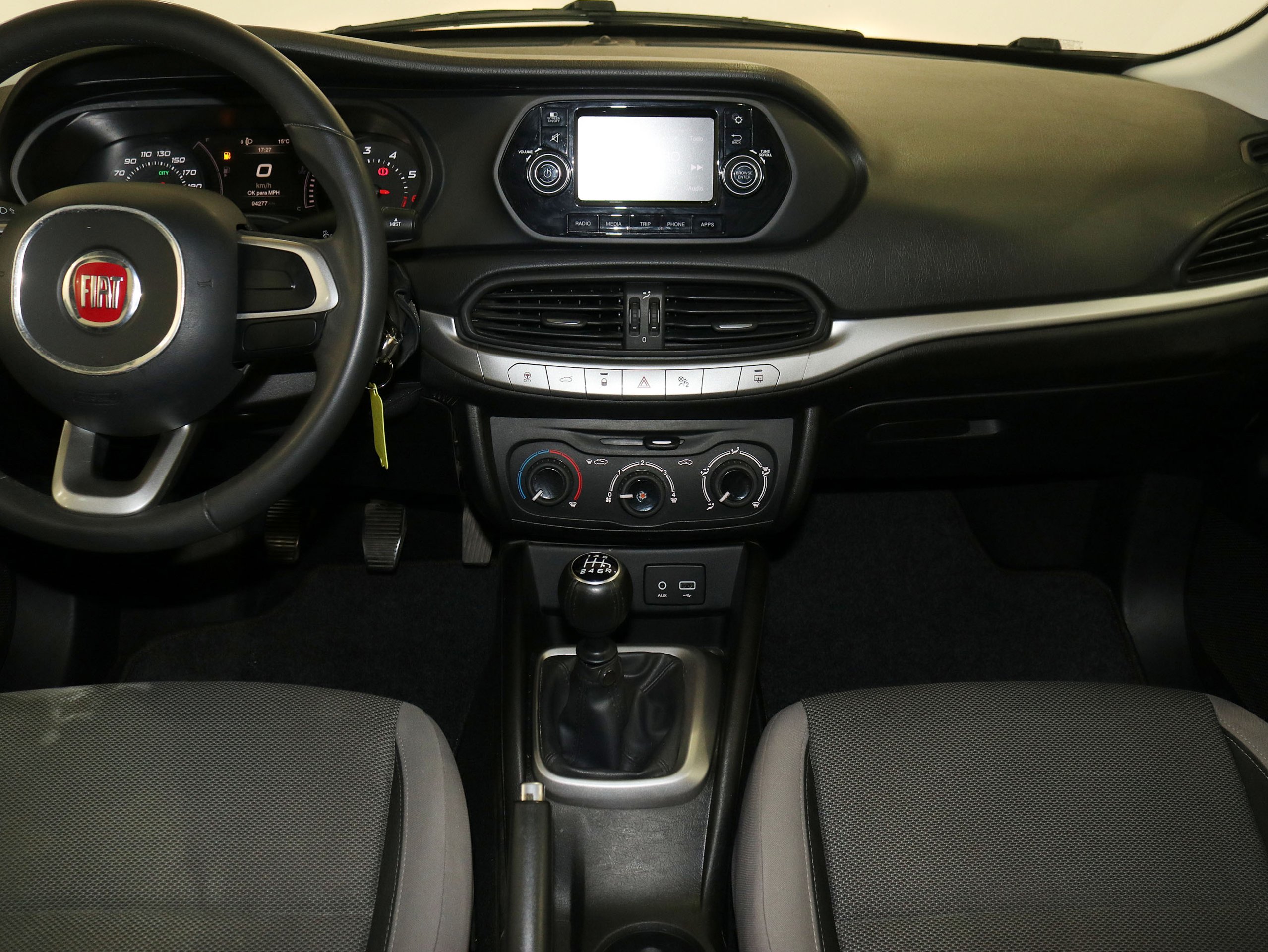 Foto Fiat Tipo 24