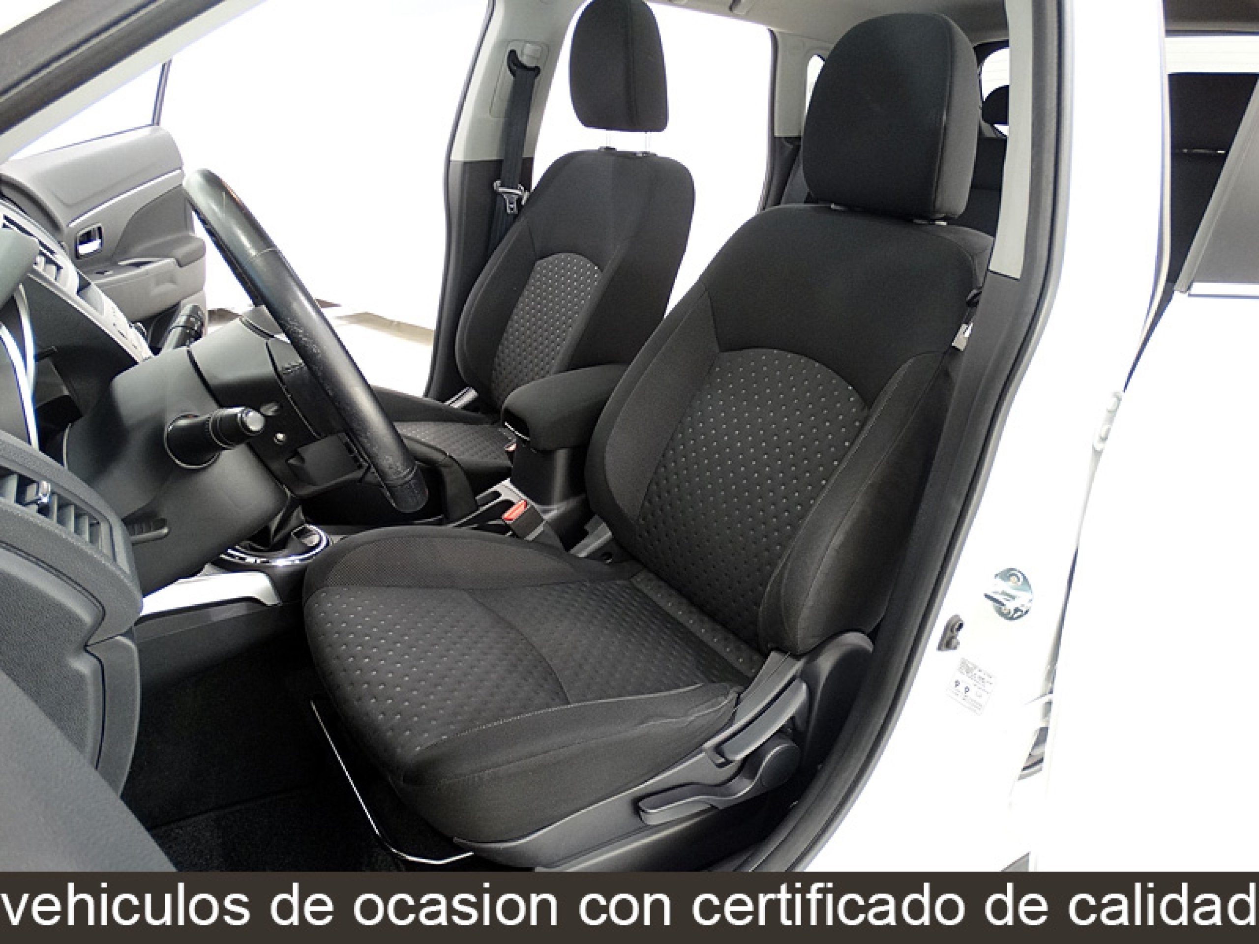 Foto Mitsubishi ASX 19