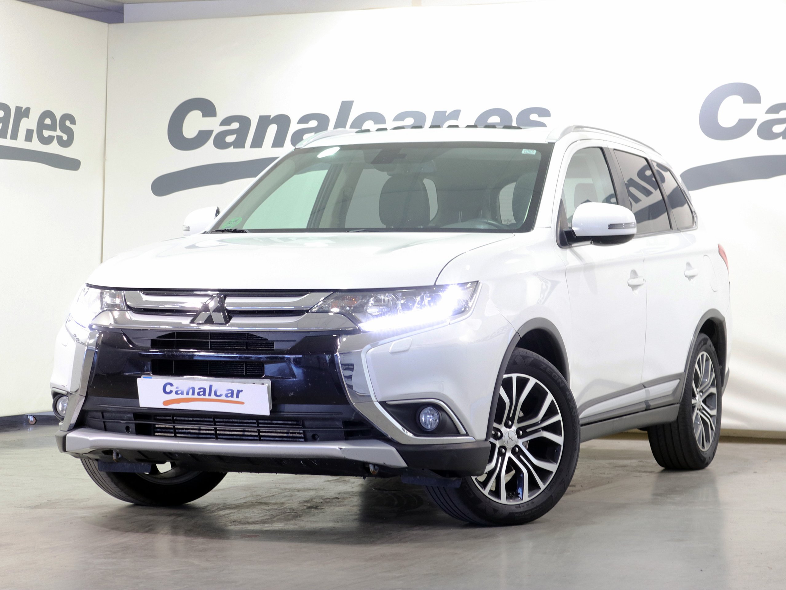 Foto Mitsubishi Outlander 1