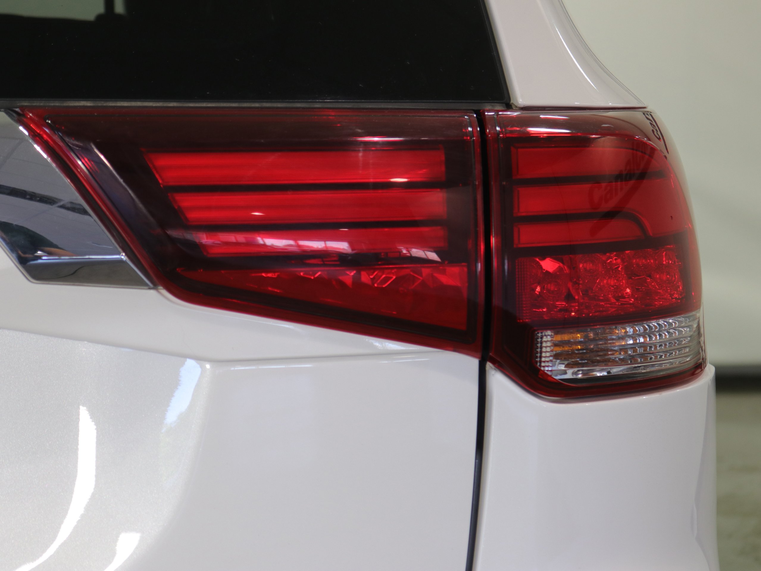 Foto Mitsubishi Outlander 14