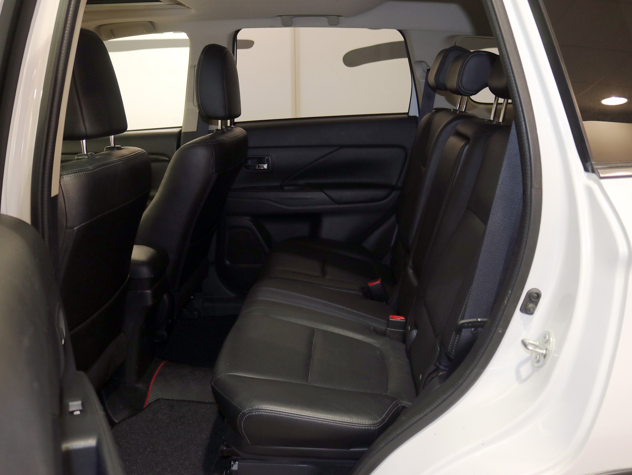 Foto Mitsubishi Outlander 19
