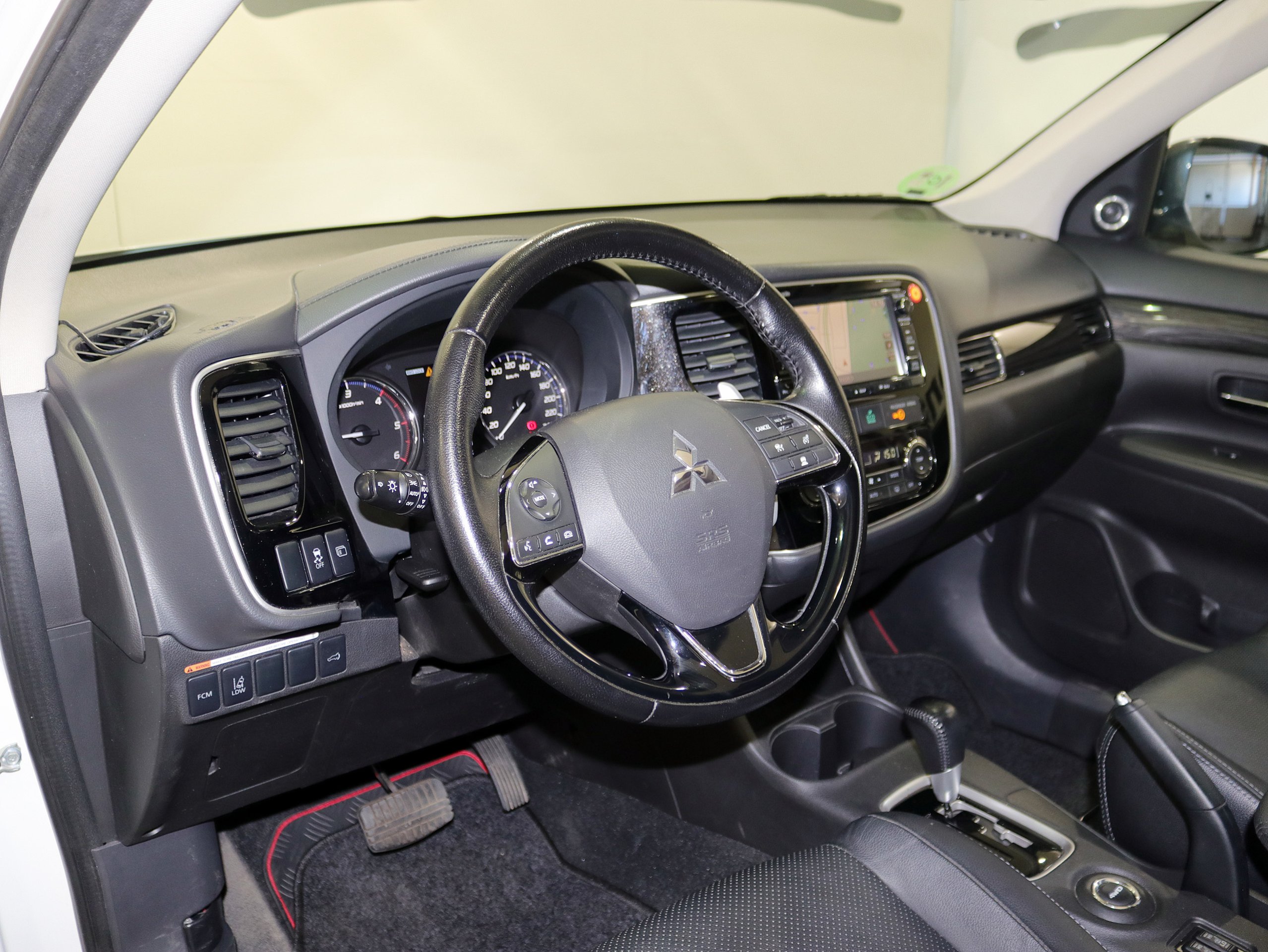 Foto Mitsubishi Outlander 27
