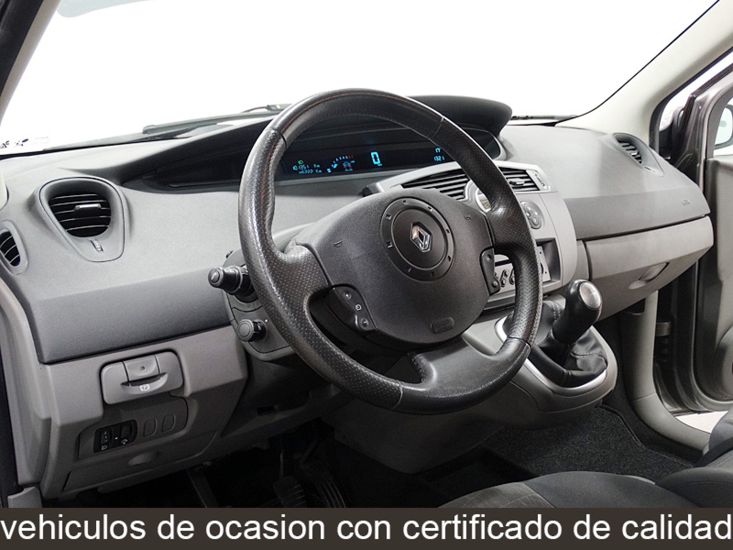 Foto Renault Scenic 24