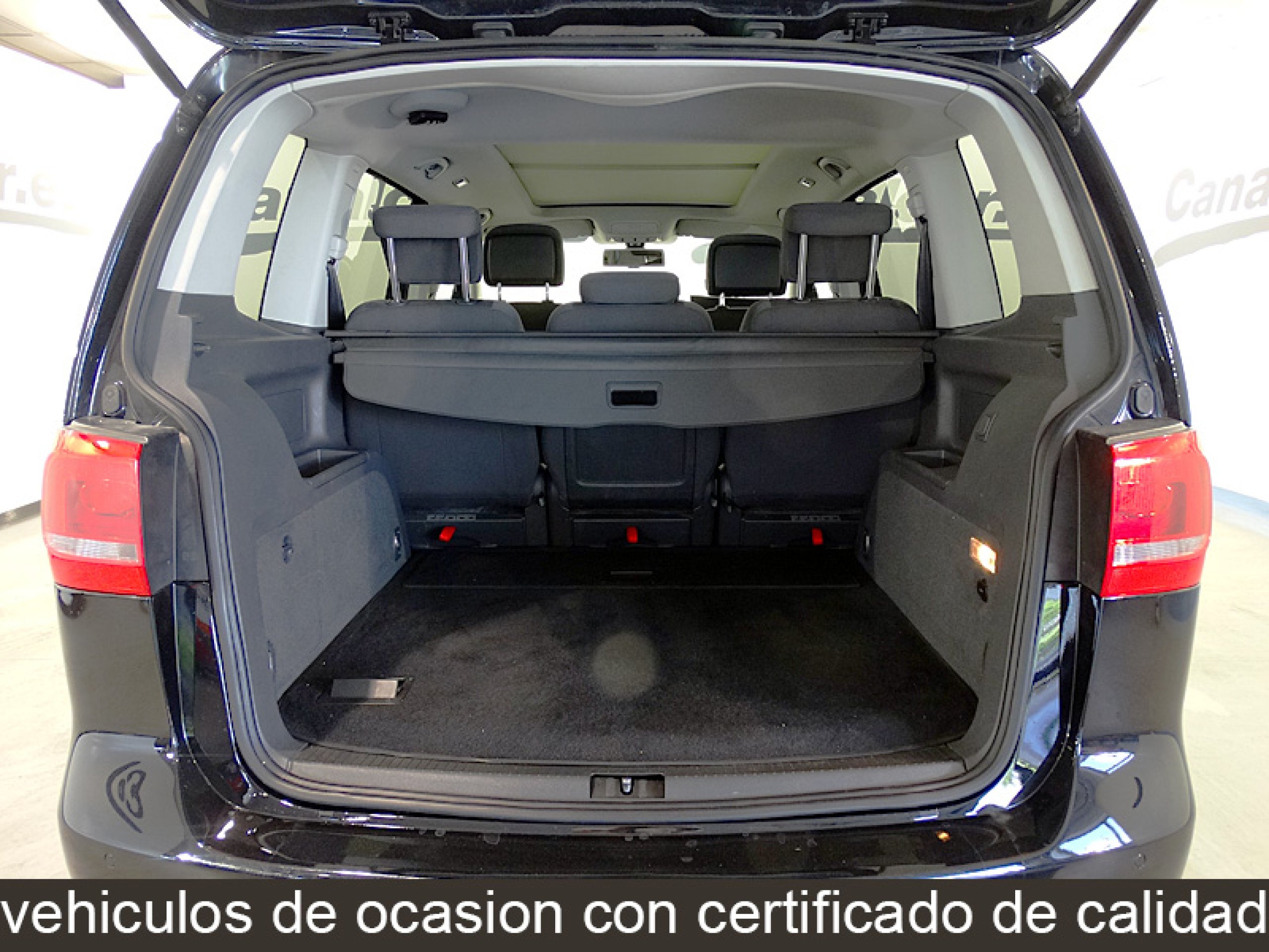 Foto Volkswagen Touran 16