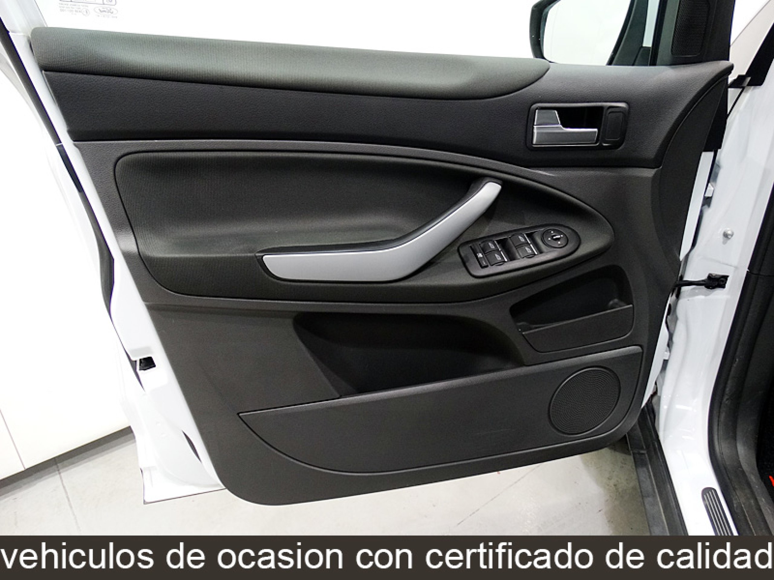 Foto Ford Kuga 23