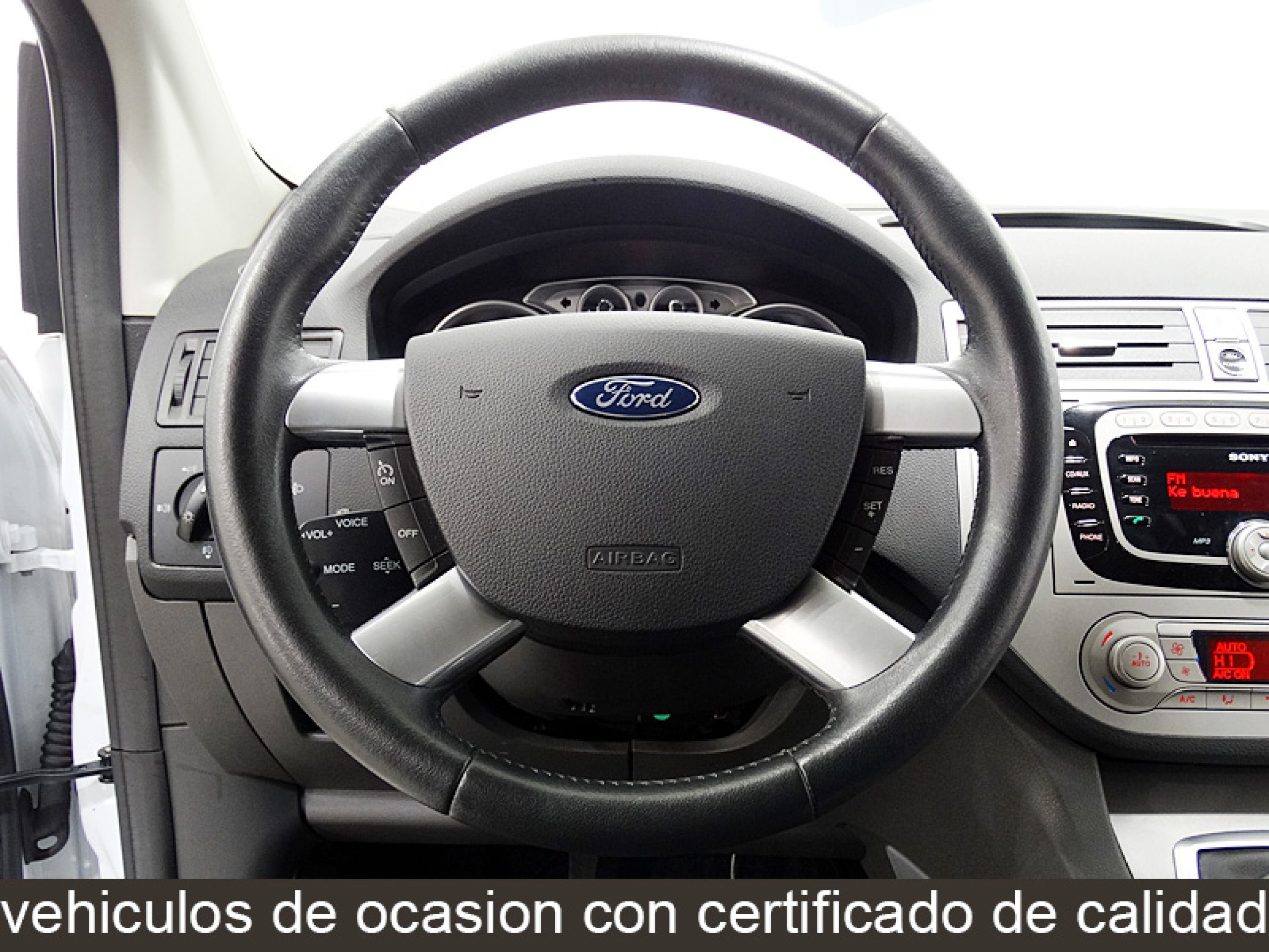 Foto Ford Kuga 28