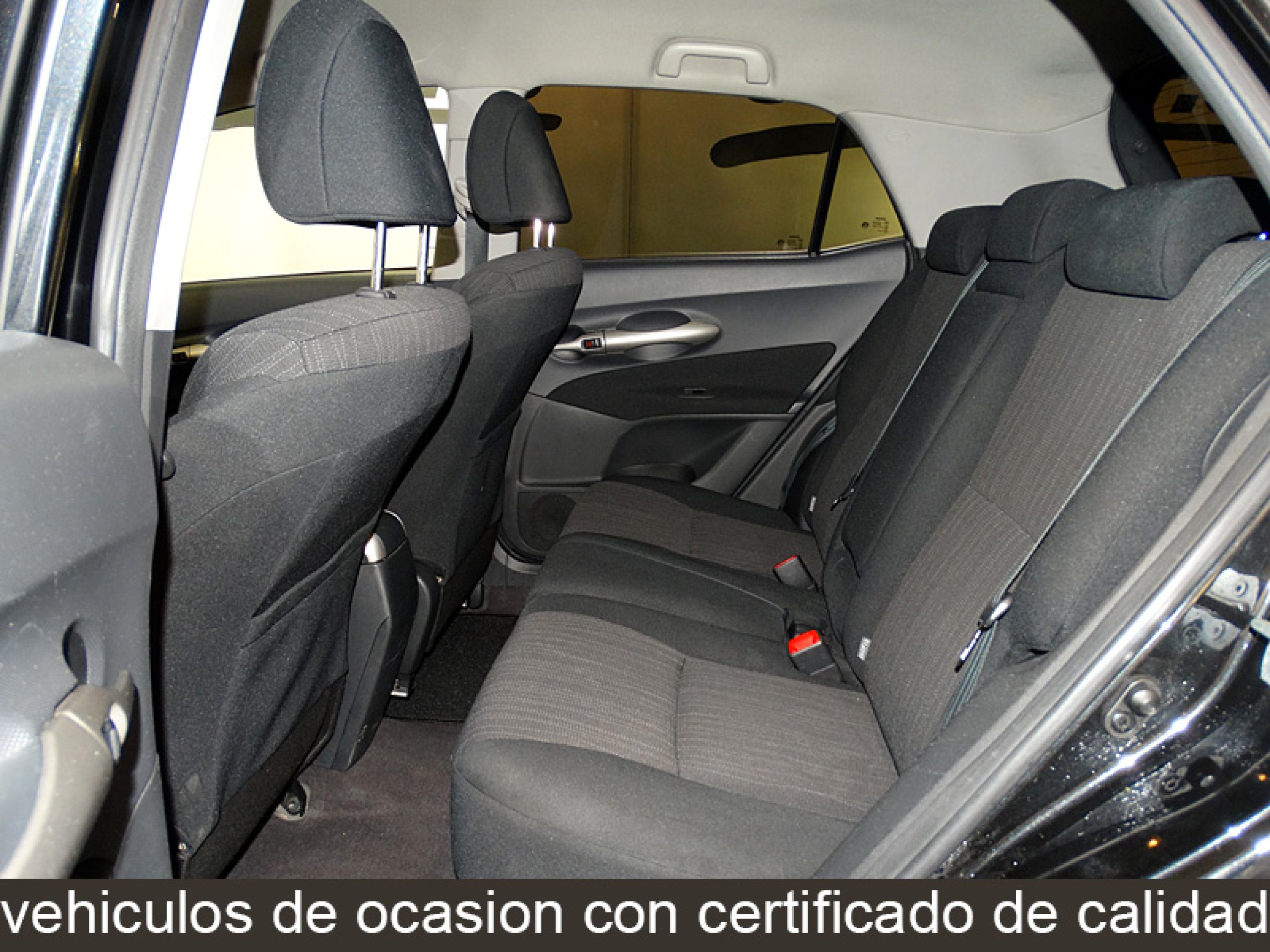 Foto Toyota Auris 11