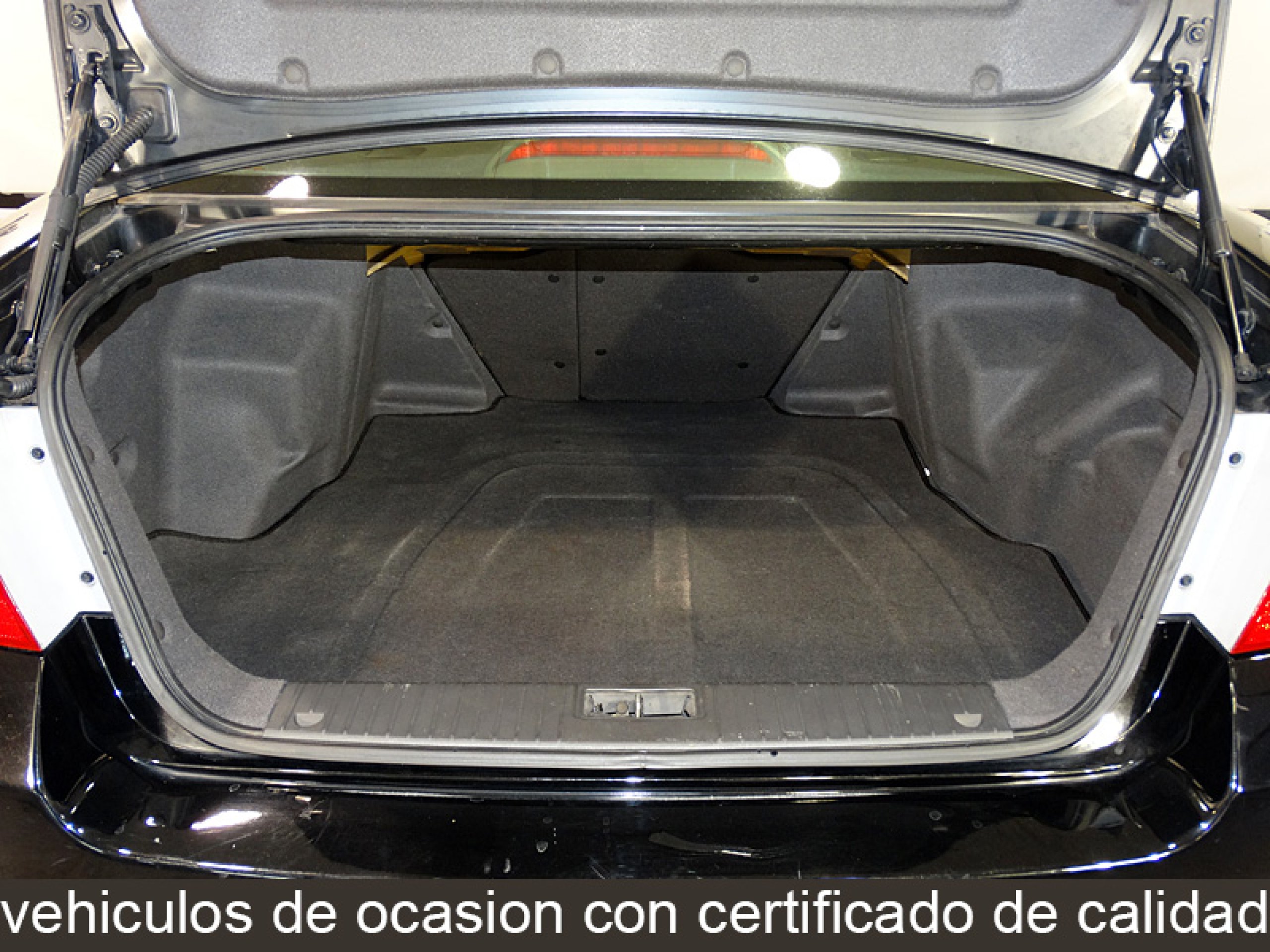Foto Chevrolet Epica 8 Foto Chevrolet Epica 8