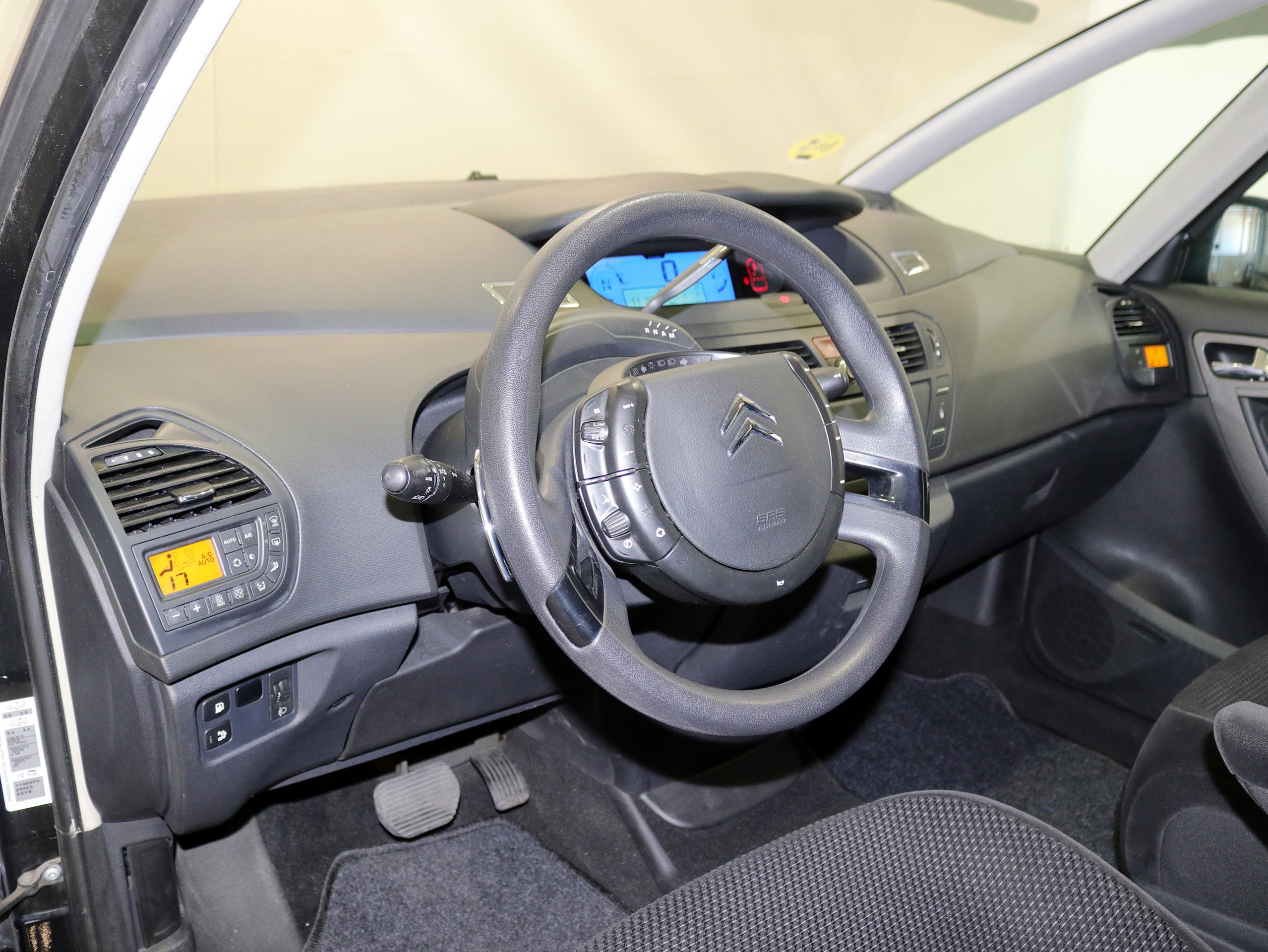 Foto Citroen C4 Picasso 17