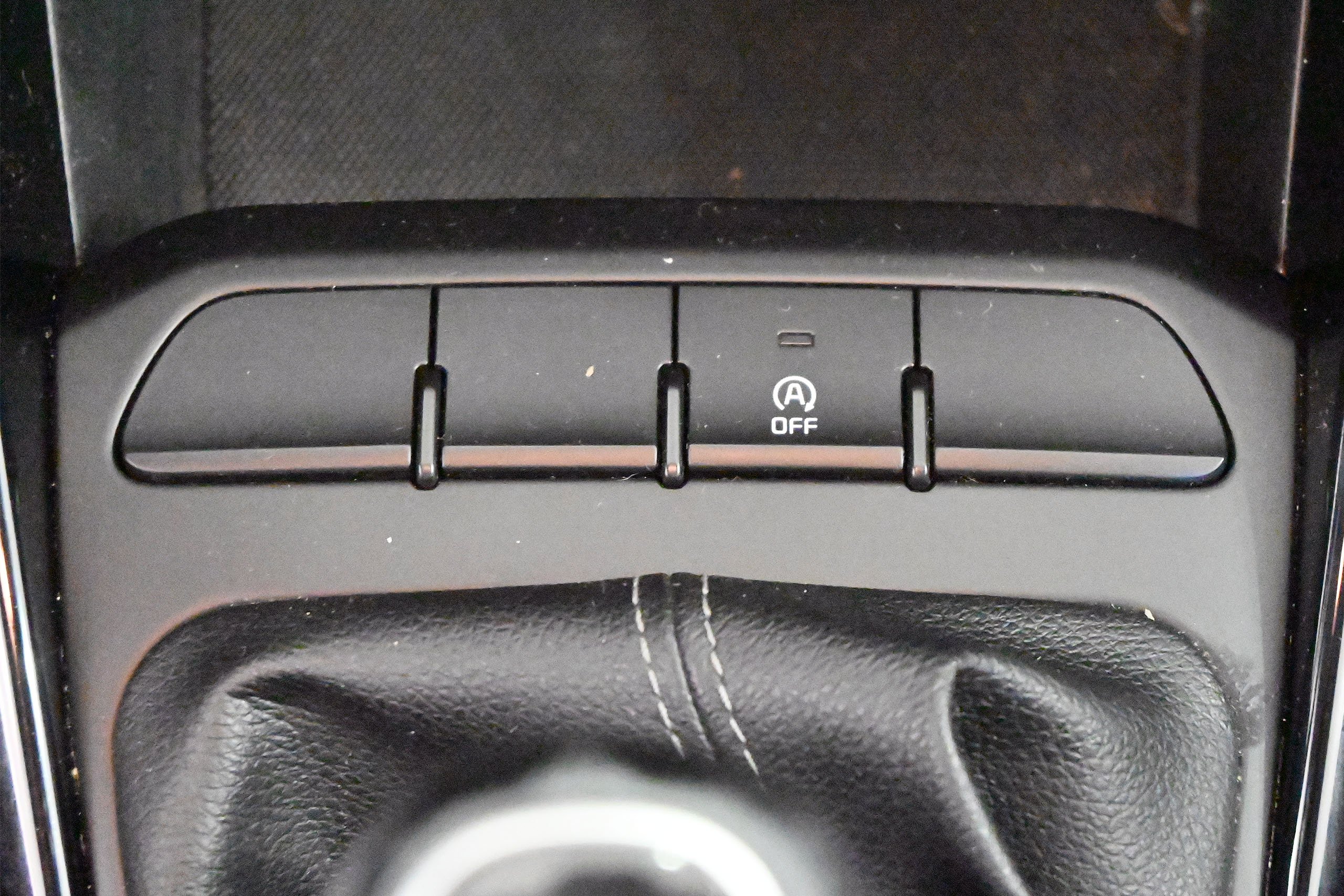 Foto Kia Rio 26