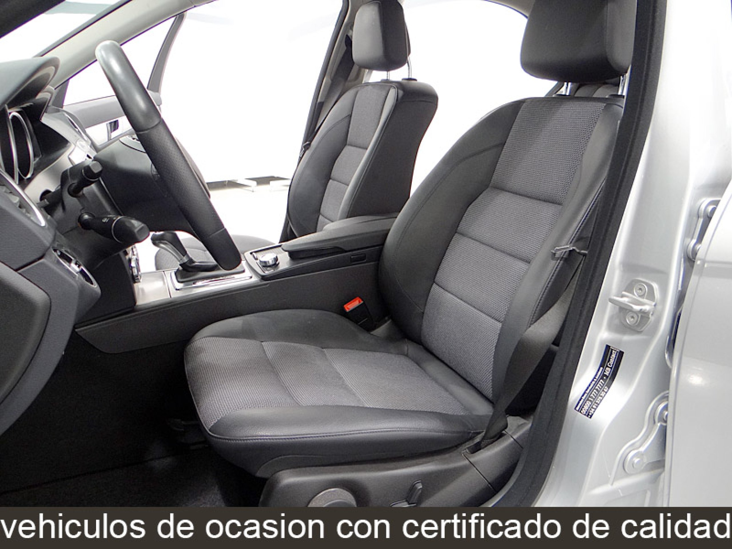 Foto Mercedes-Benz C 220 21