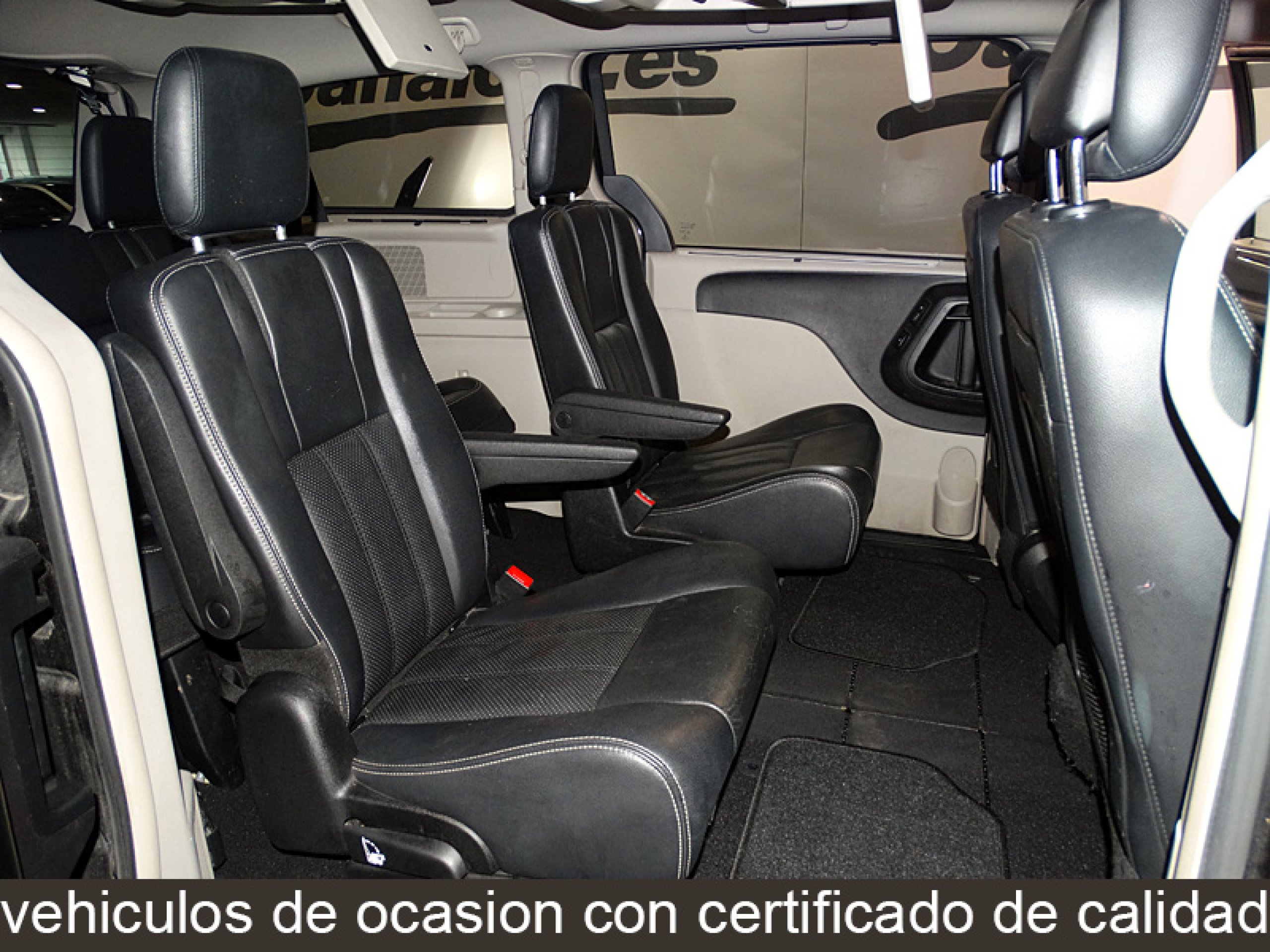 Foto Lancia Voyager 18