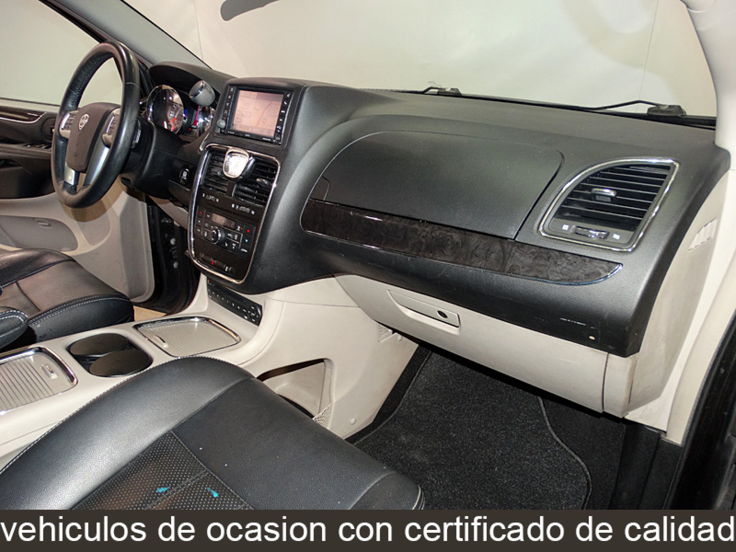 Foto Lancia Voyager 35