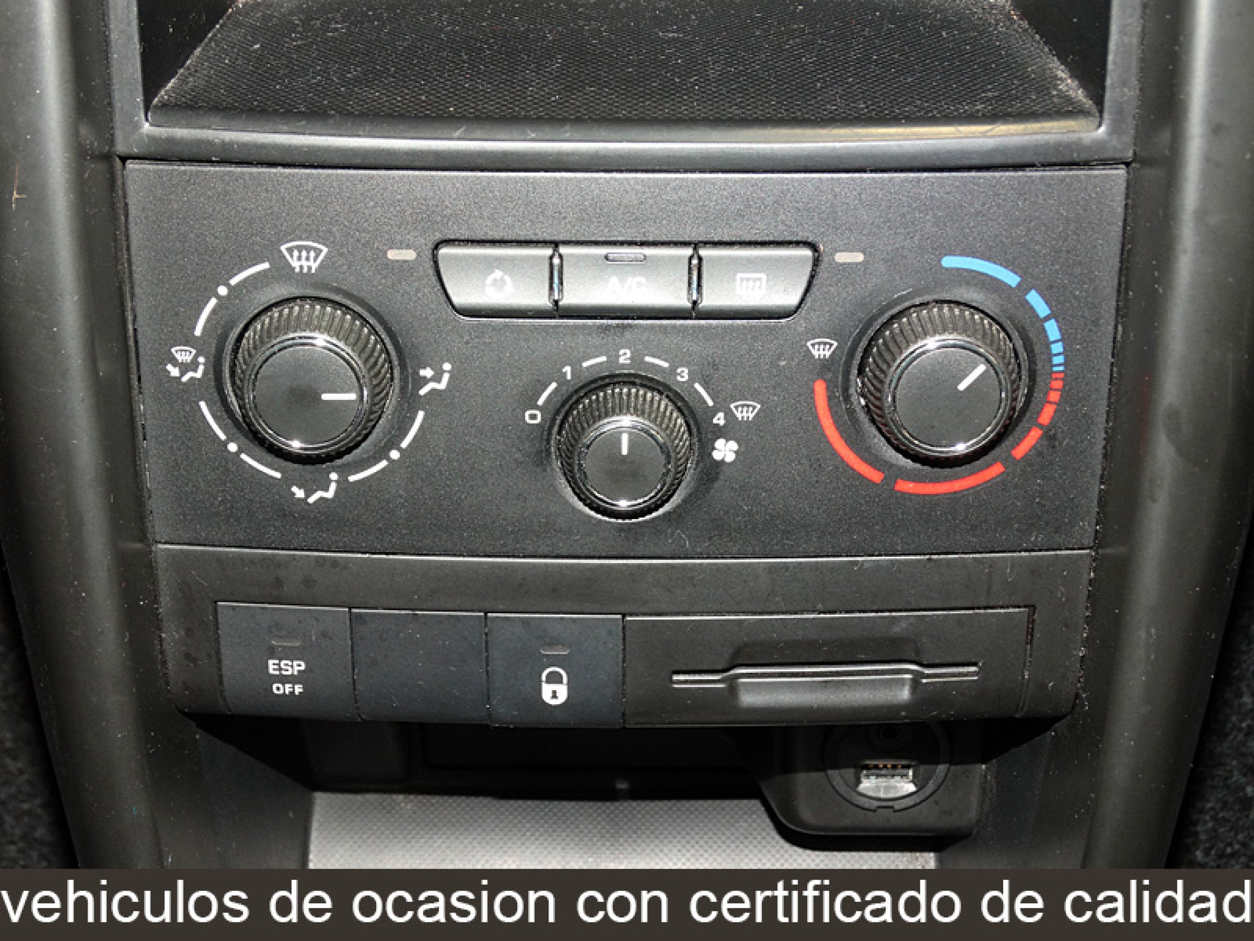 Foto Peugeot 207 14 Foto Peugeot 207 14