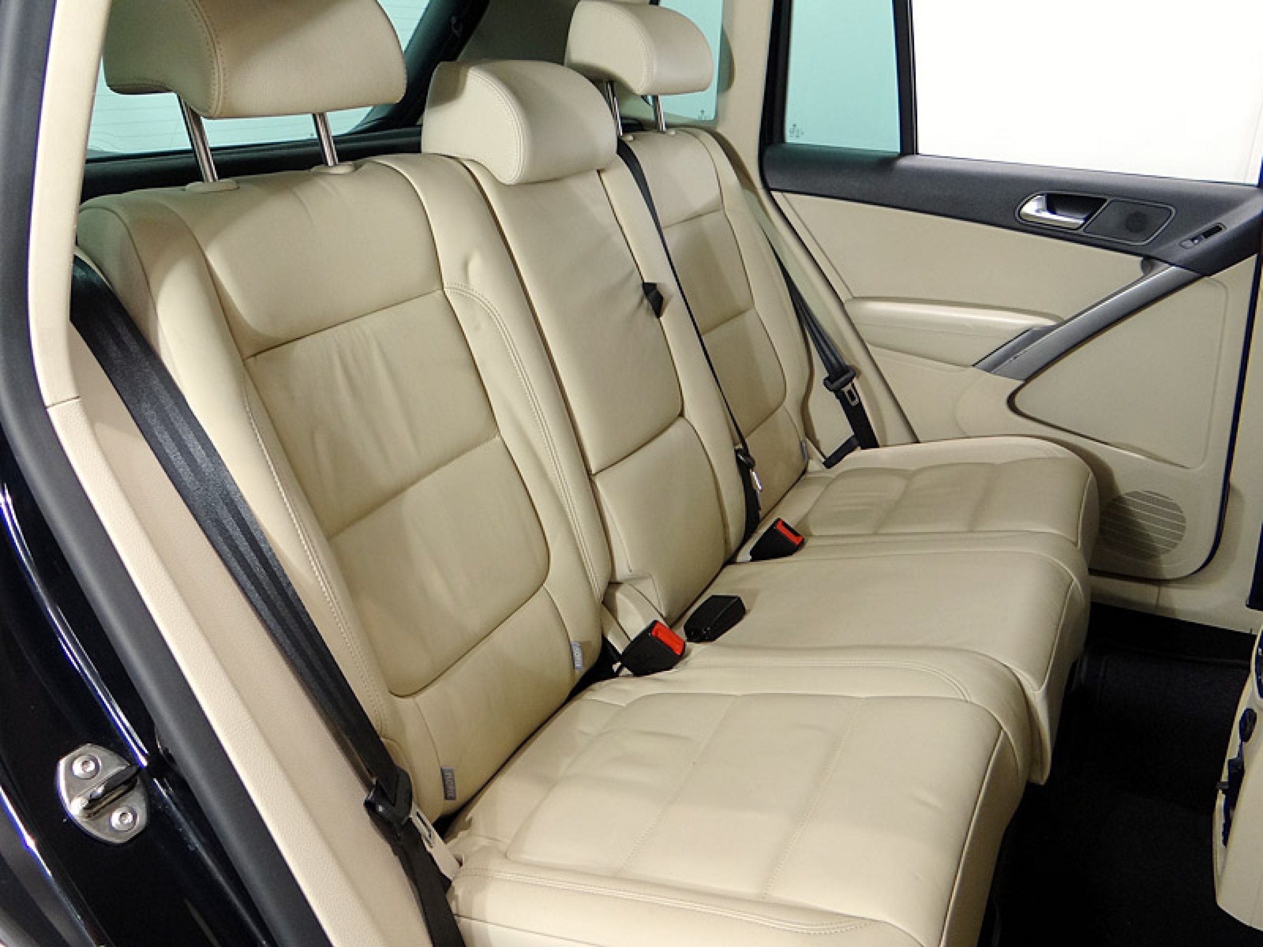 Foto Volkswagen Tiguan 24
