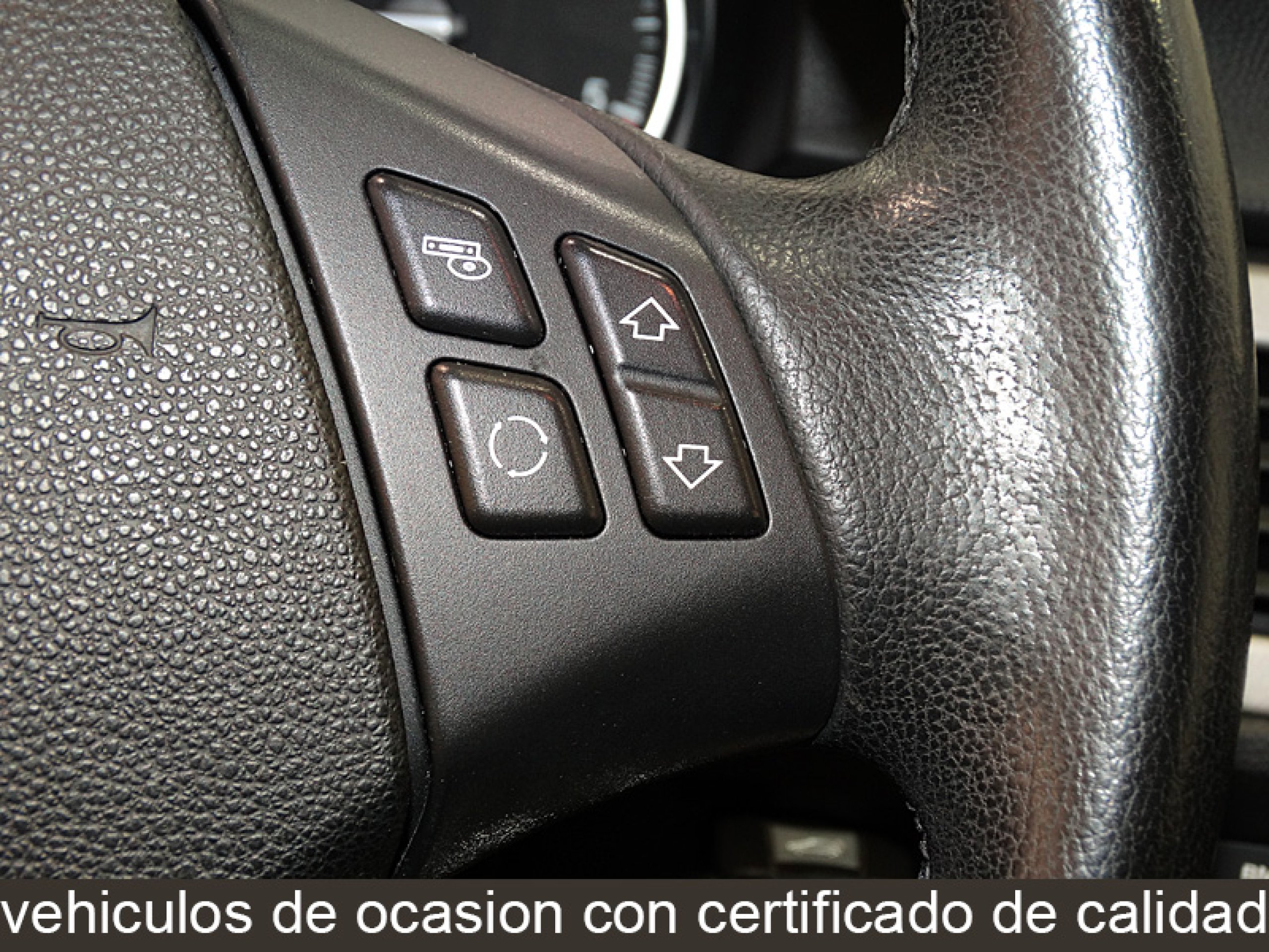 Foto Bmw 320 30