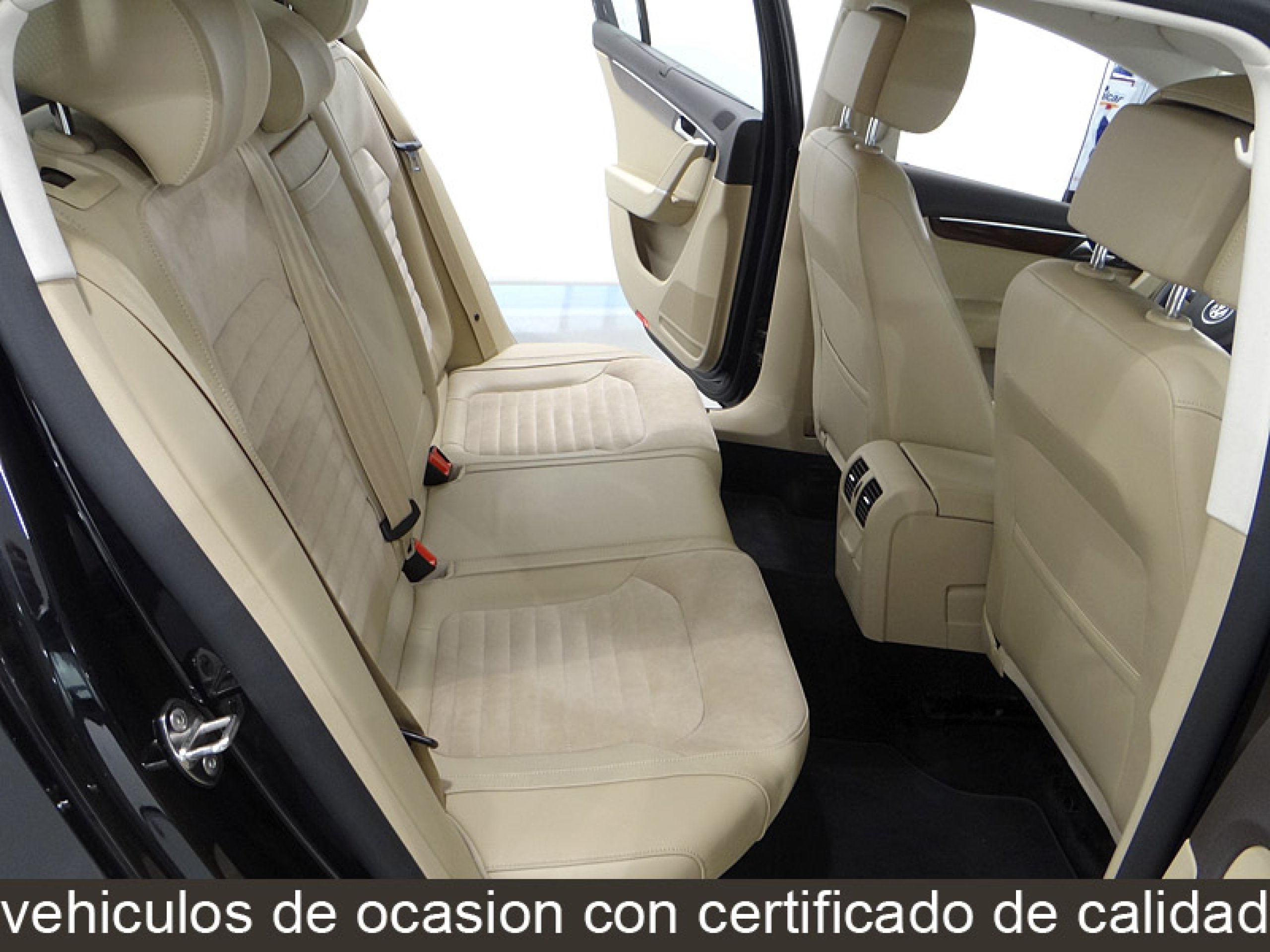 Foto Volkswagen Passat 23