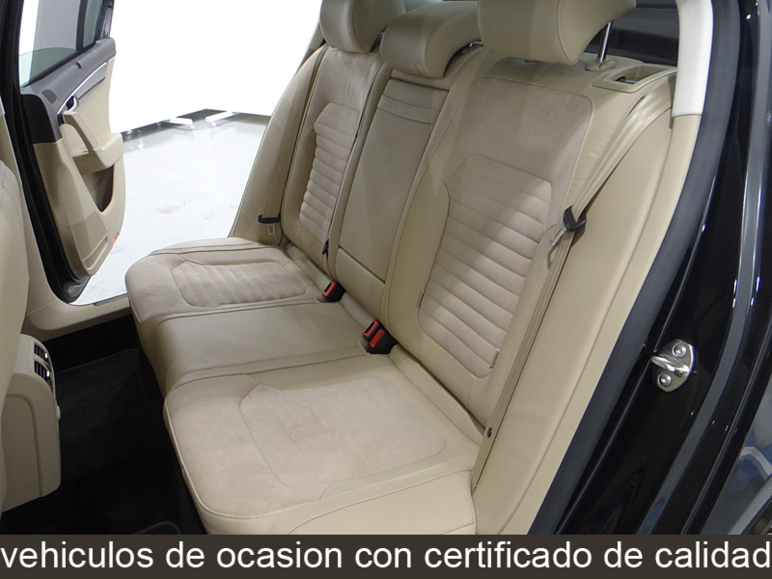 Foto Volkswagen Passat 24