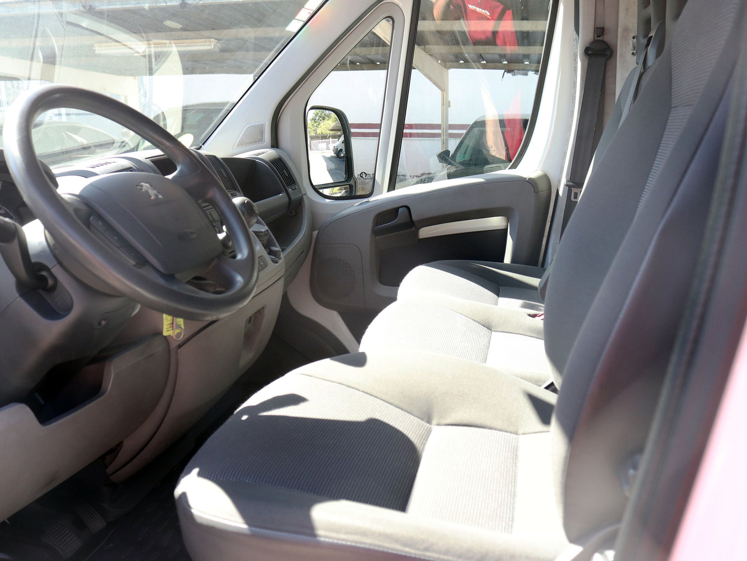 Foto Peugeot Boxer 13