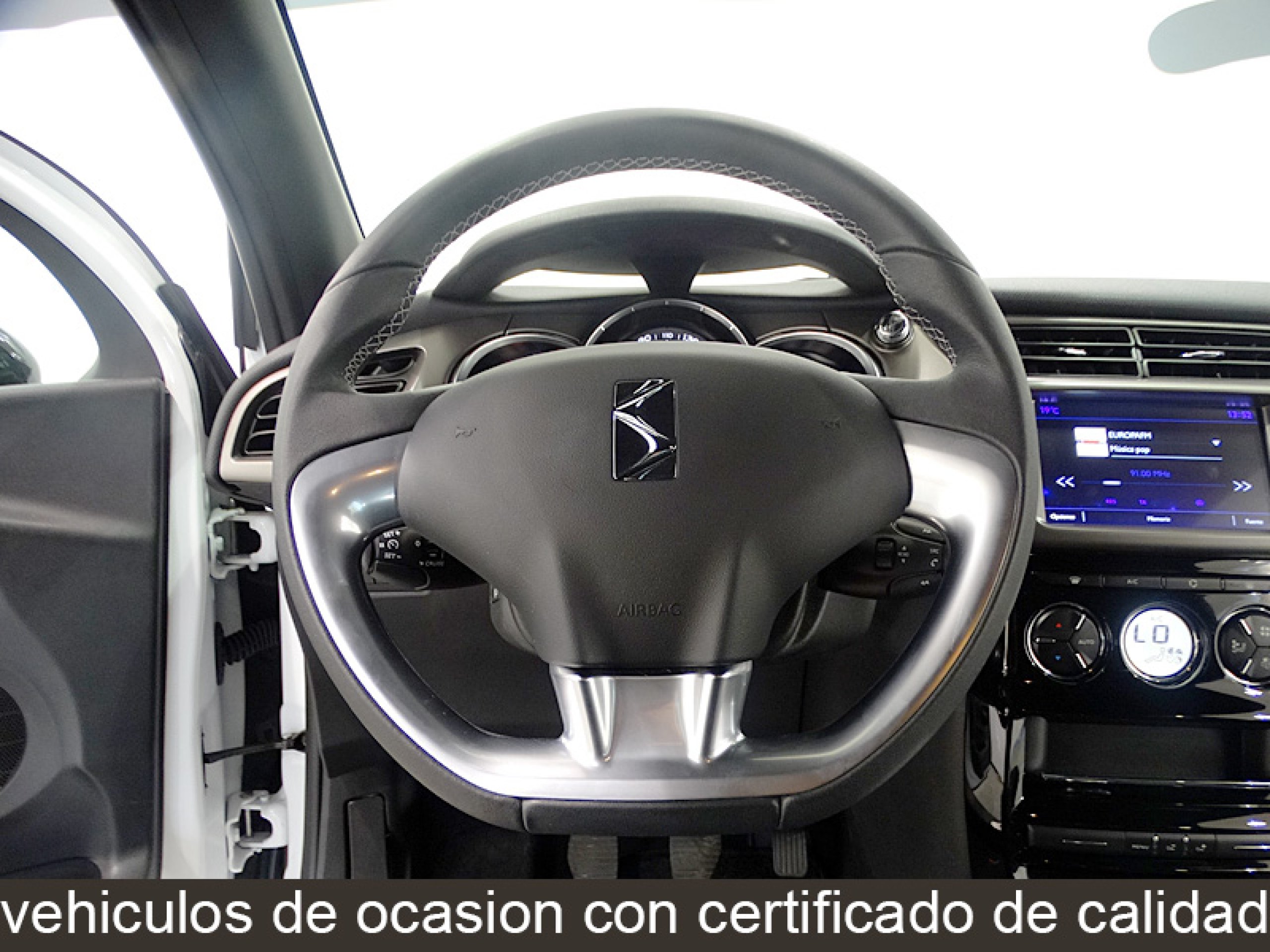 Foto Citroen DS3 26
