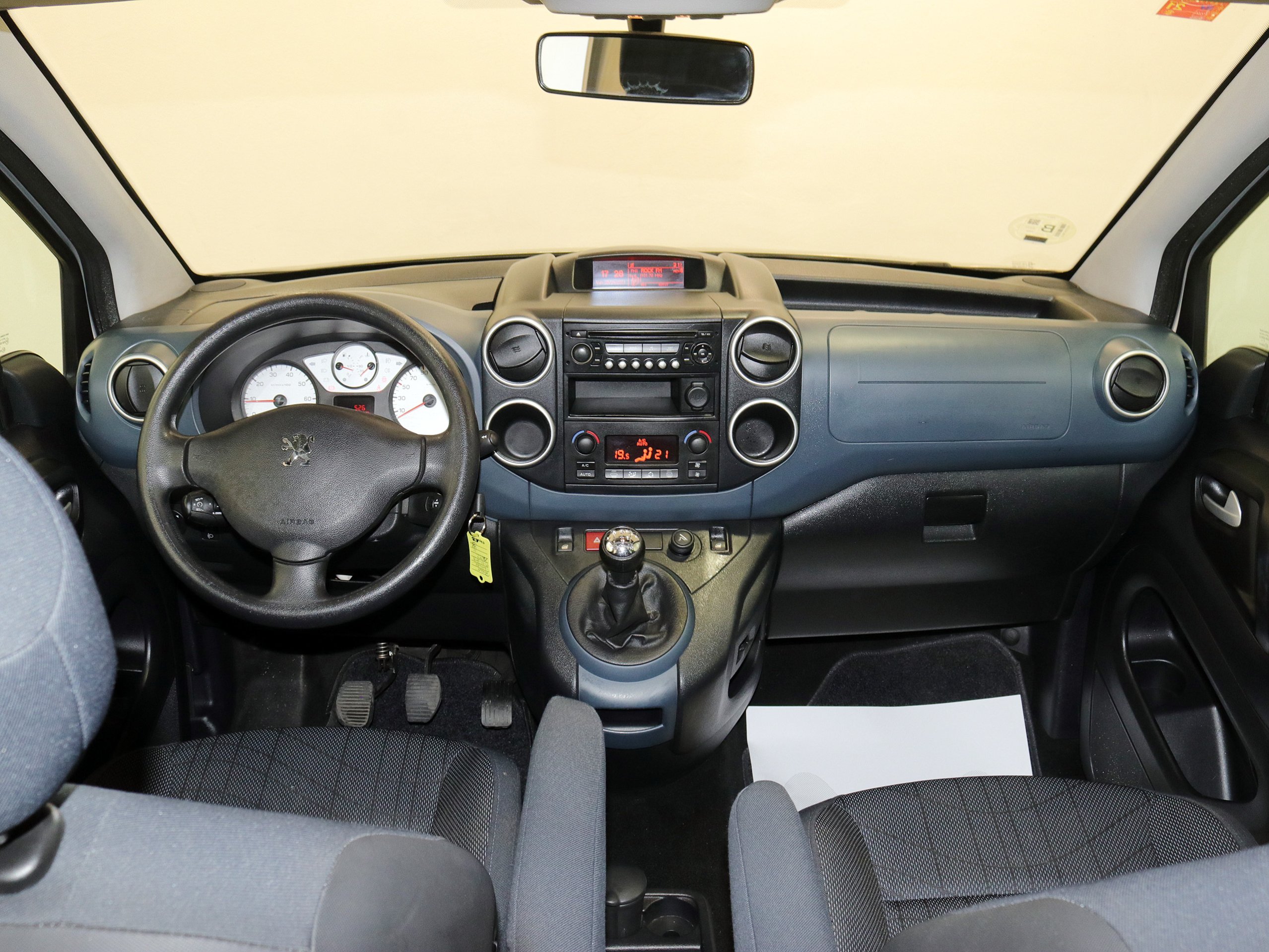 Foto Peugeot Partner 19
