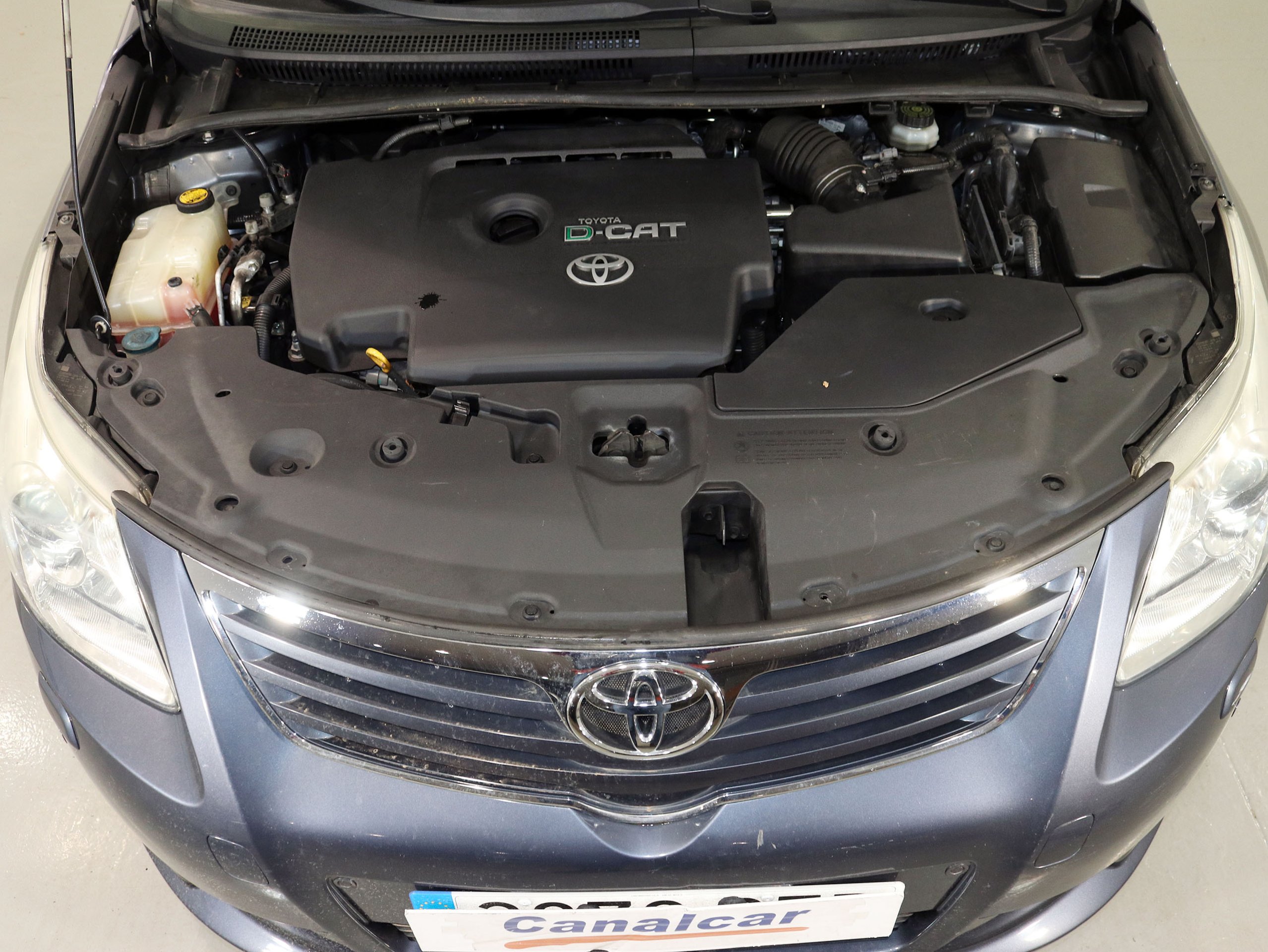 Foto Toyota Avensis 8