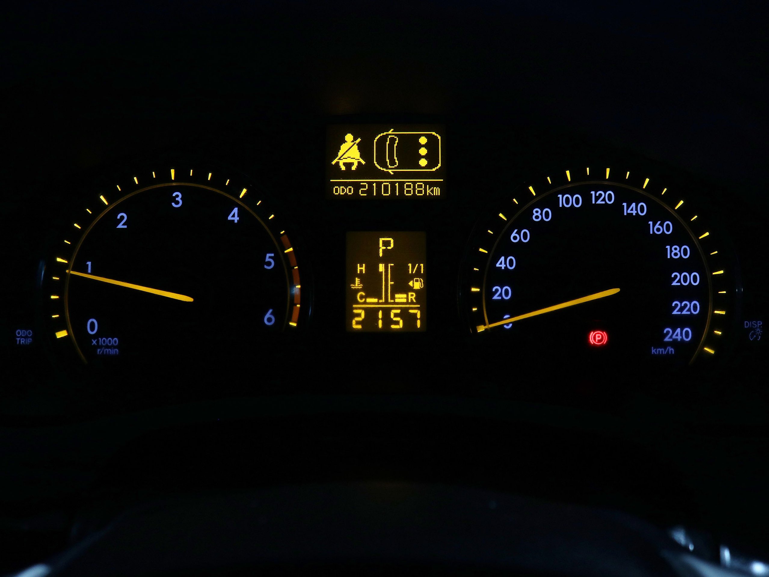 Foto Toyota Avensis 13