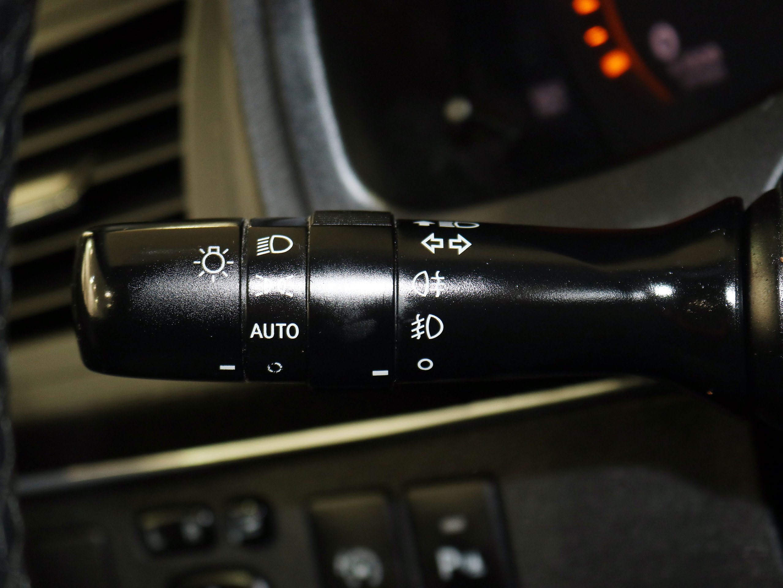 Foto Toyota Avensis 27